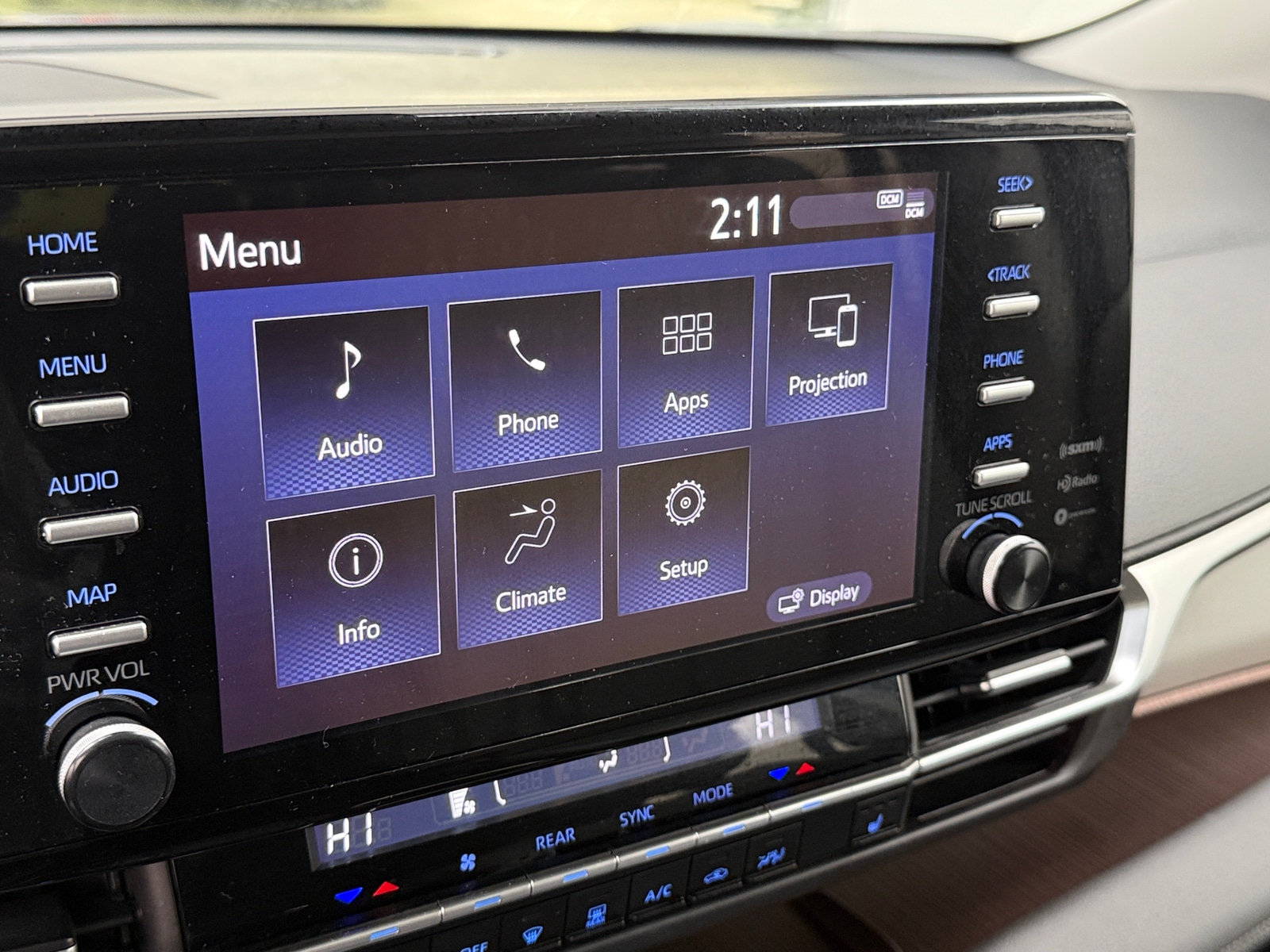 Thumbnail: 2022 Toyota Sienna - 3