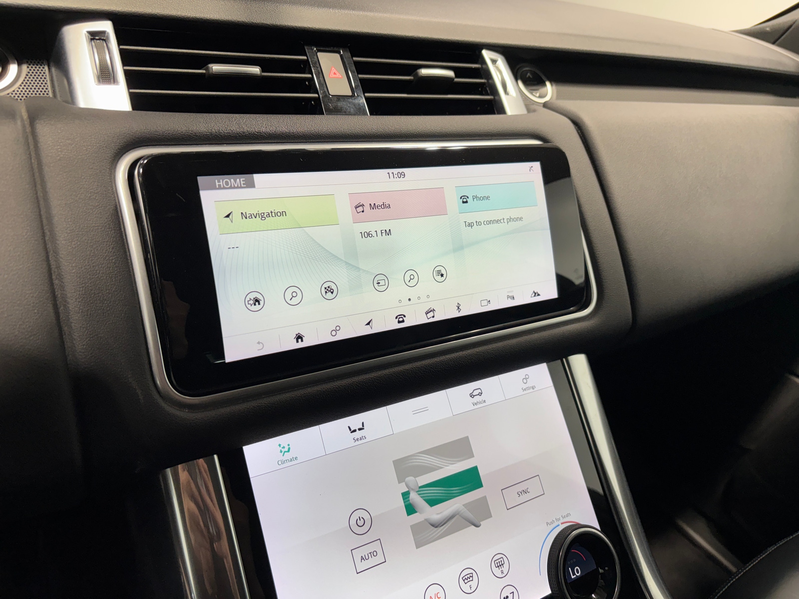 Thumbnail: 2019 Land Rover Range Rover Sport - 3