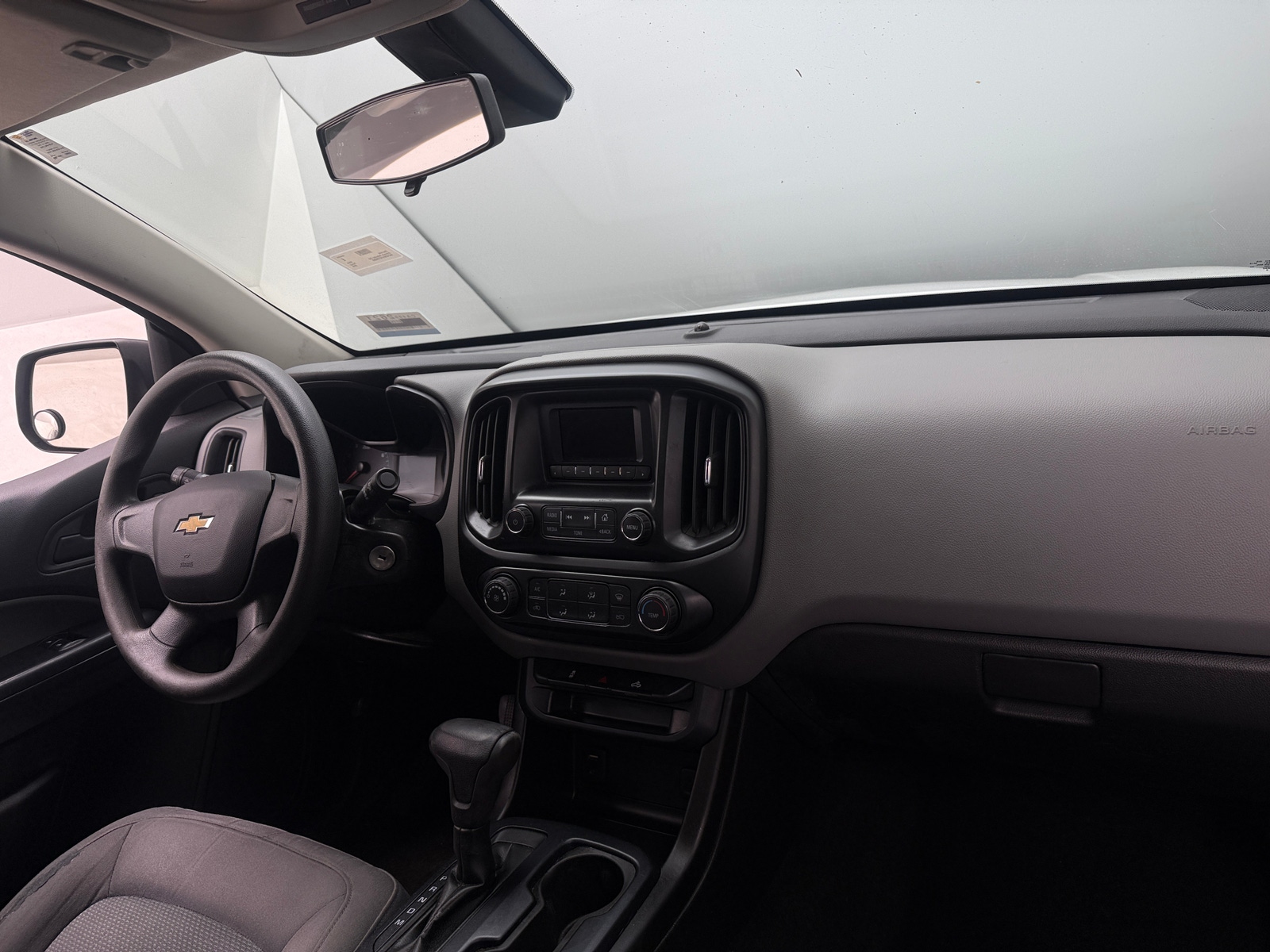 Thumbnail: 2016 Chevrolet Colorado - 3