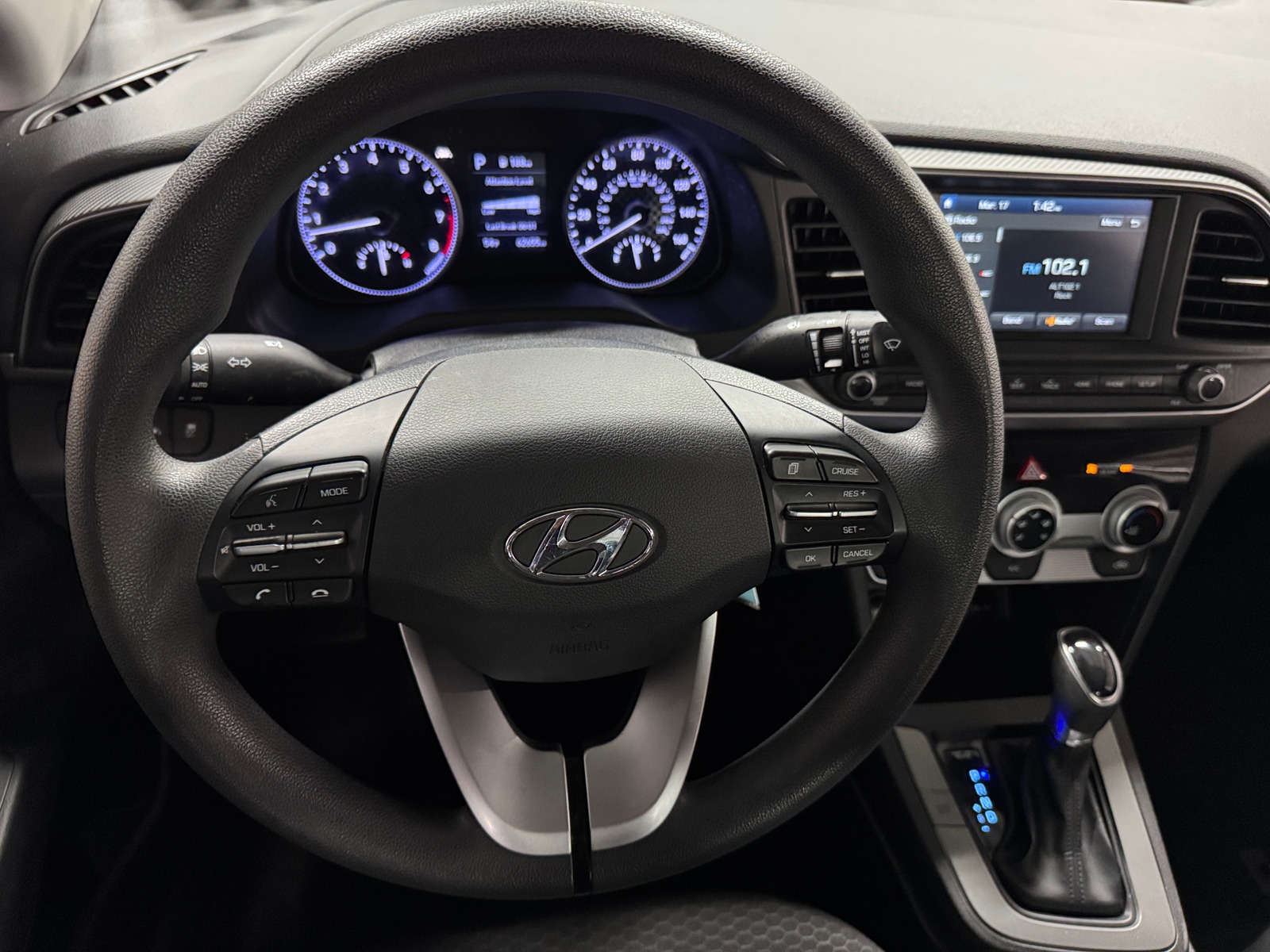 Thumbnail: 2019 Hyundai Elantra - 5