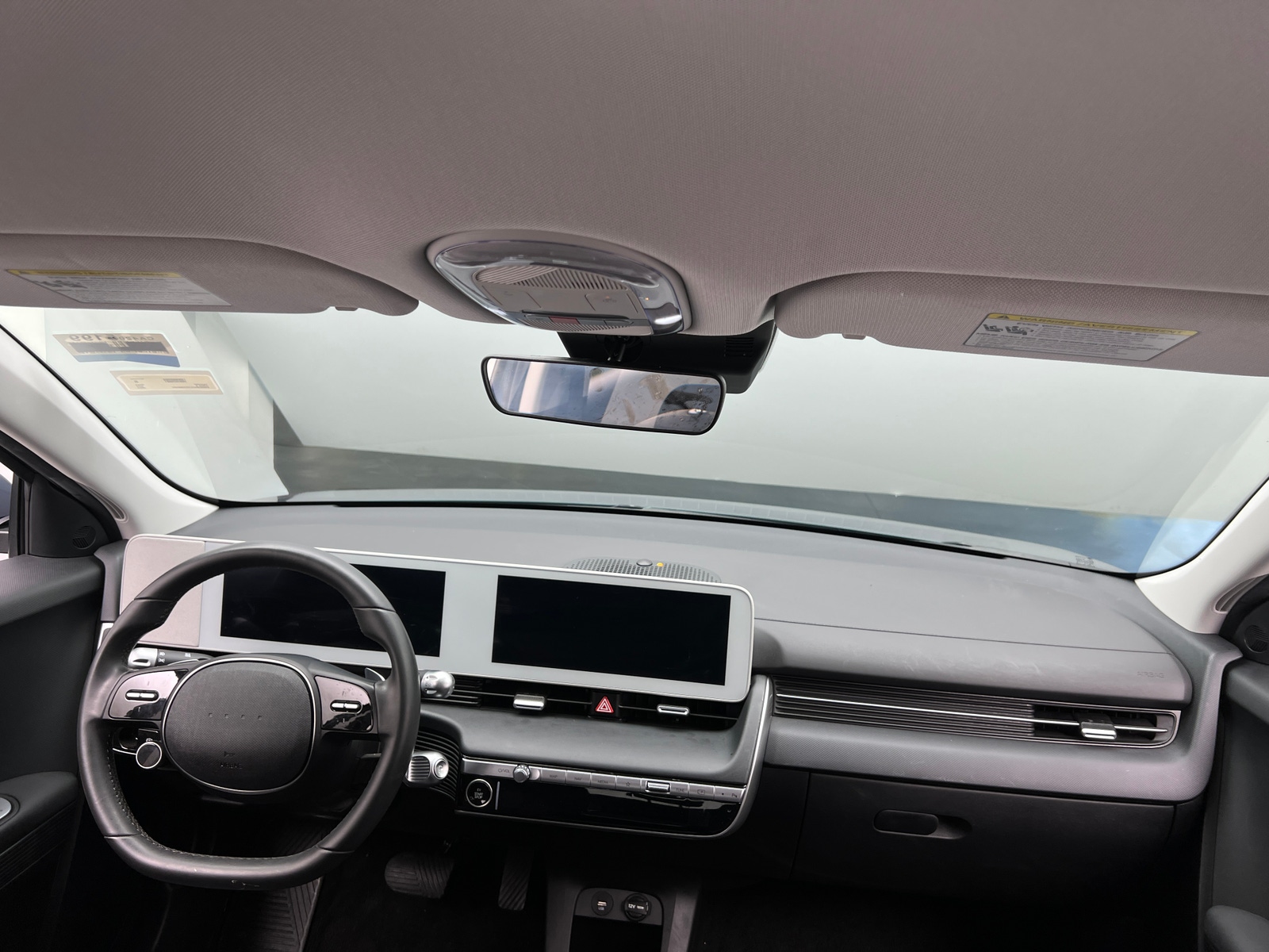 Thumbnail: 2024 Hyundai Ioniq 5 - 3