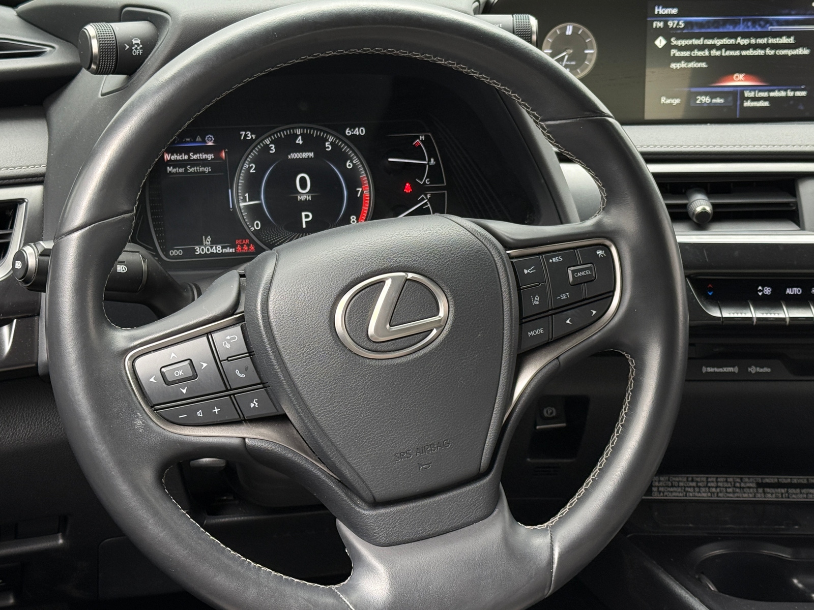 Thumbnail: 2022 Lexus UX - 4