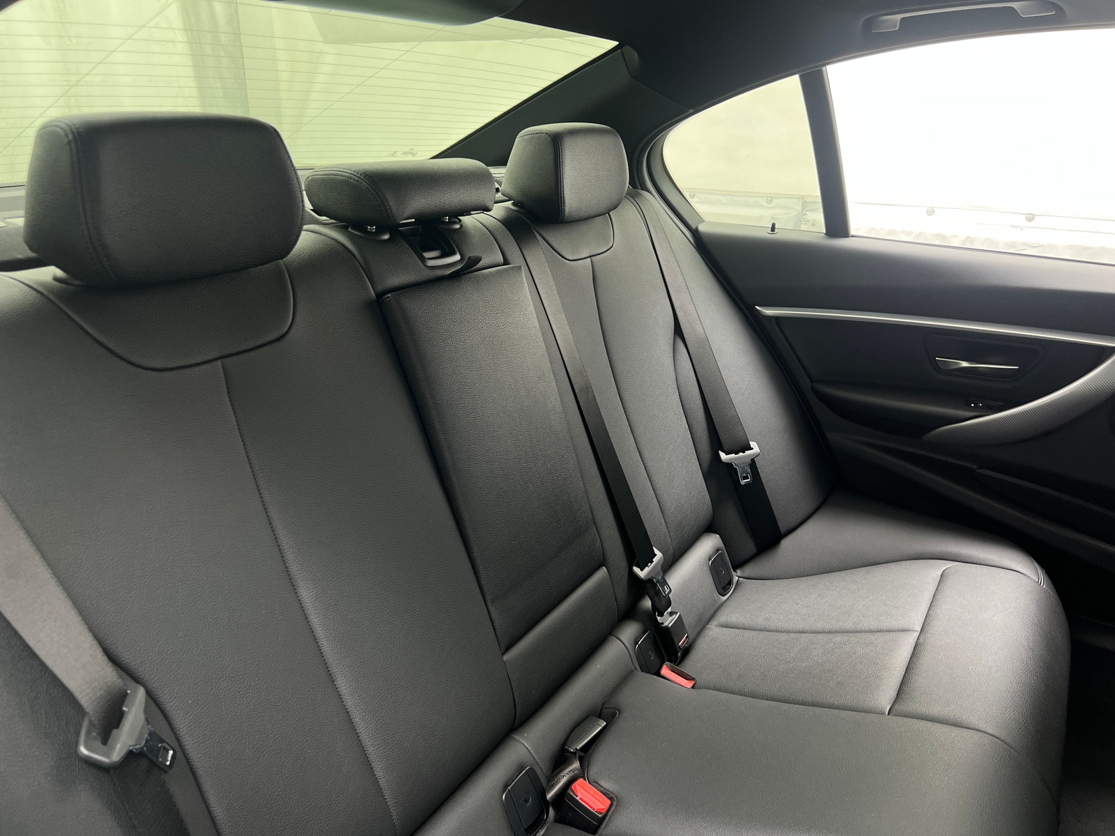 Thumbnail: 2018 BMW 3 Series - 5