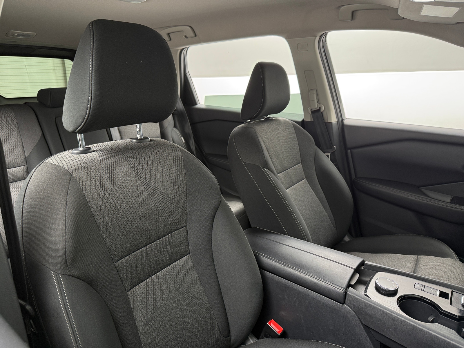 Thumbnail: 2025 Nissan Rogue - 2