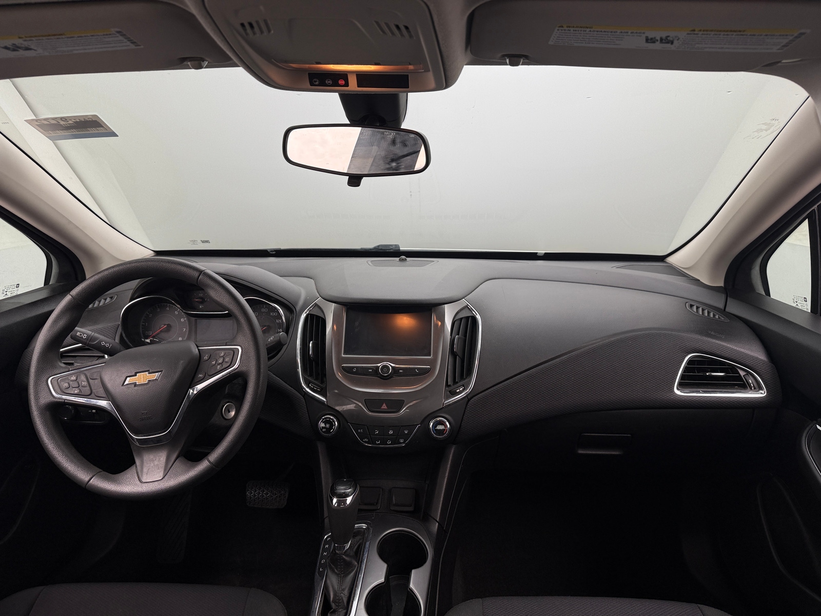 Thumbnail: 2017 Chevrolet Cruze - 3