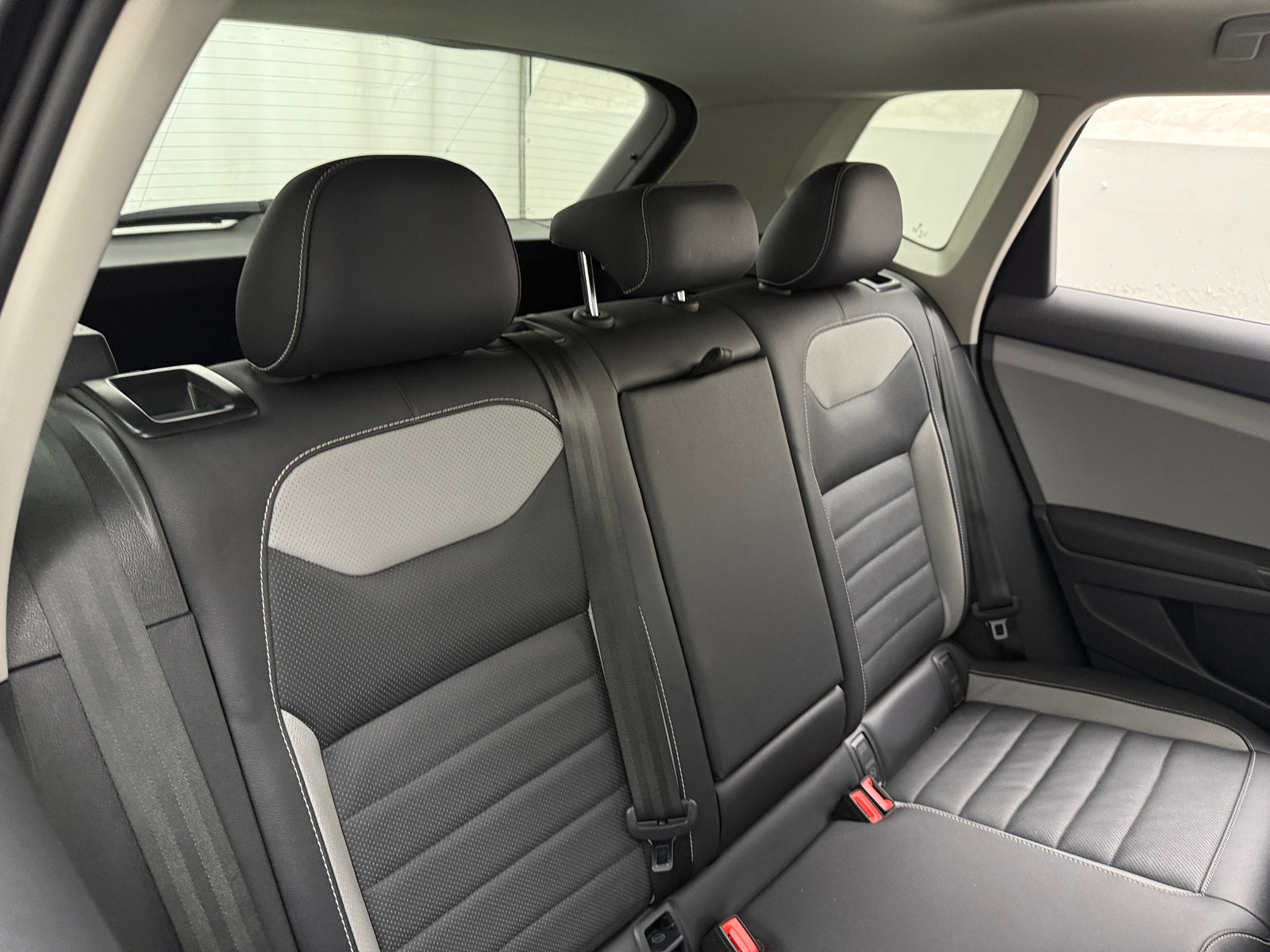 Thumbnail: 2022 Volkswagen Taos - 5