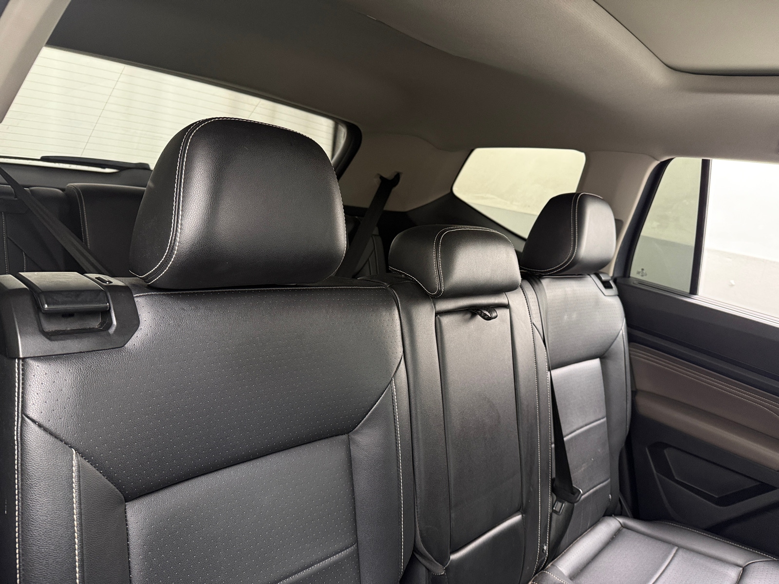 Thumbnail: 2022 Volkswagen Atlas - 5