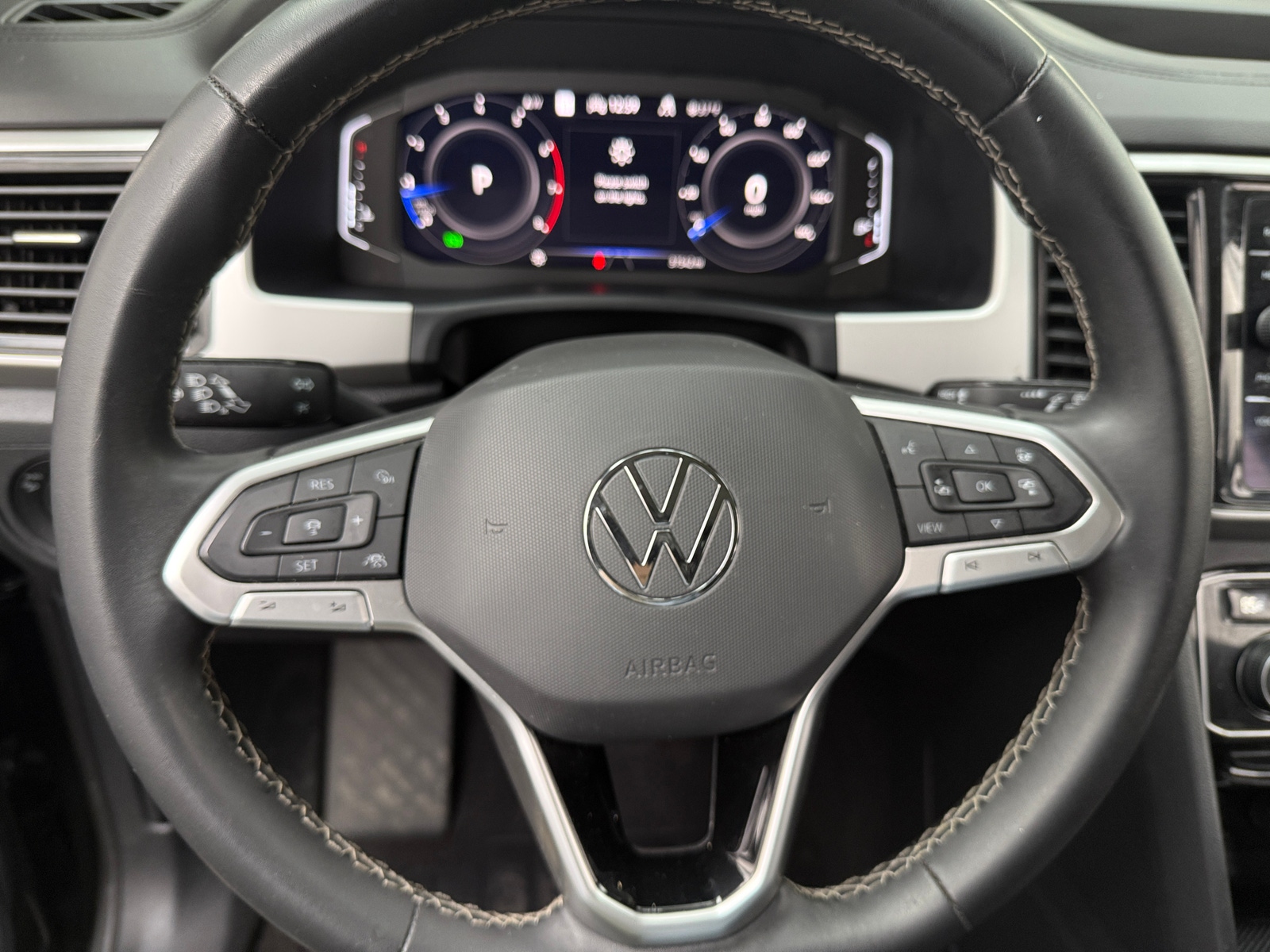 Thumbnail: 2022 Volkswagen Atlas - 4