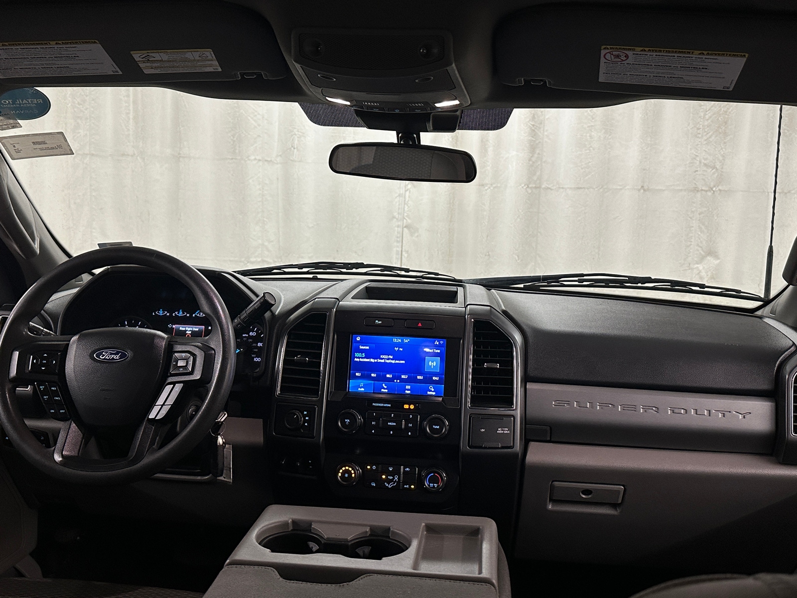 Thumbnail: 2022 Ford Econoline - 3