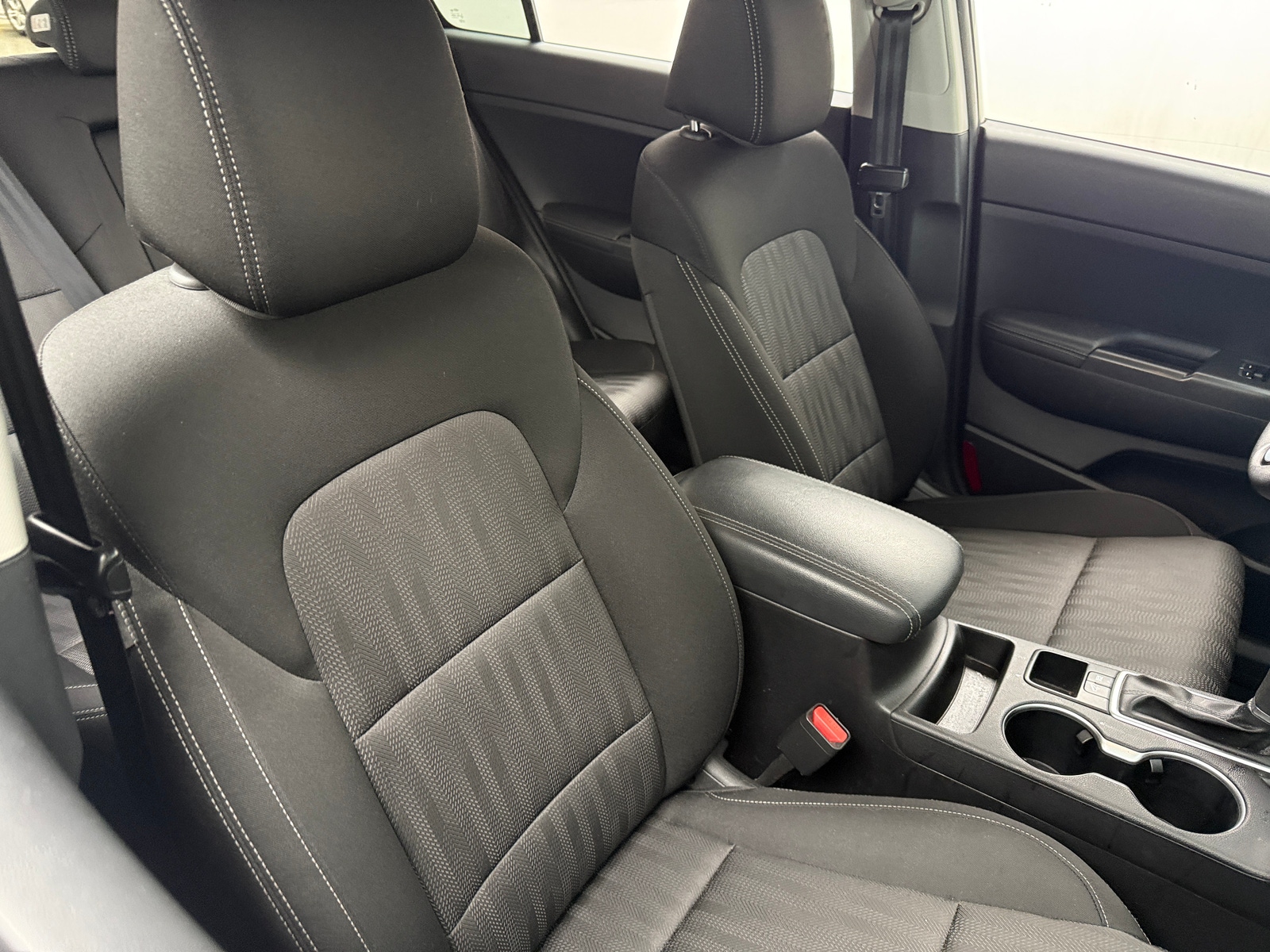 Thumbnail: 2017 Kia Sportage - 2