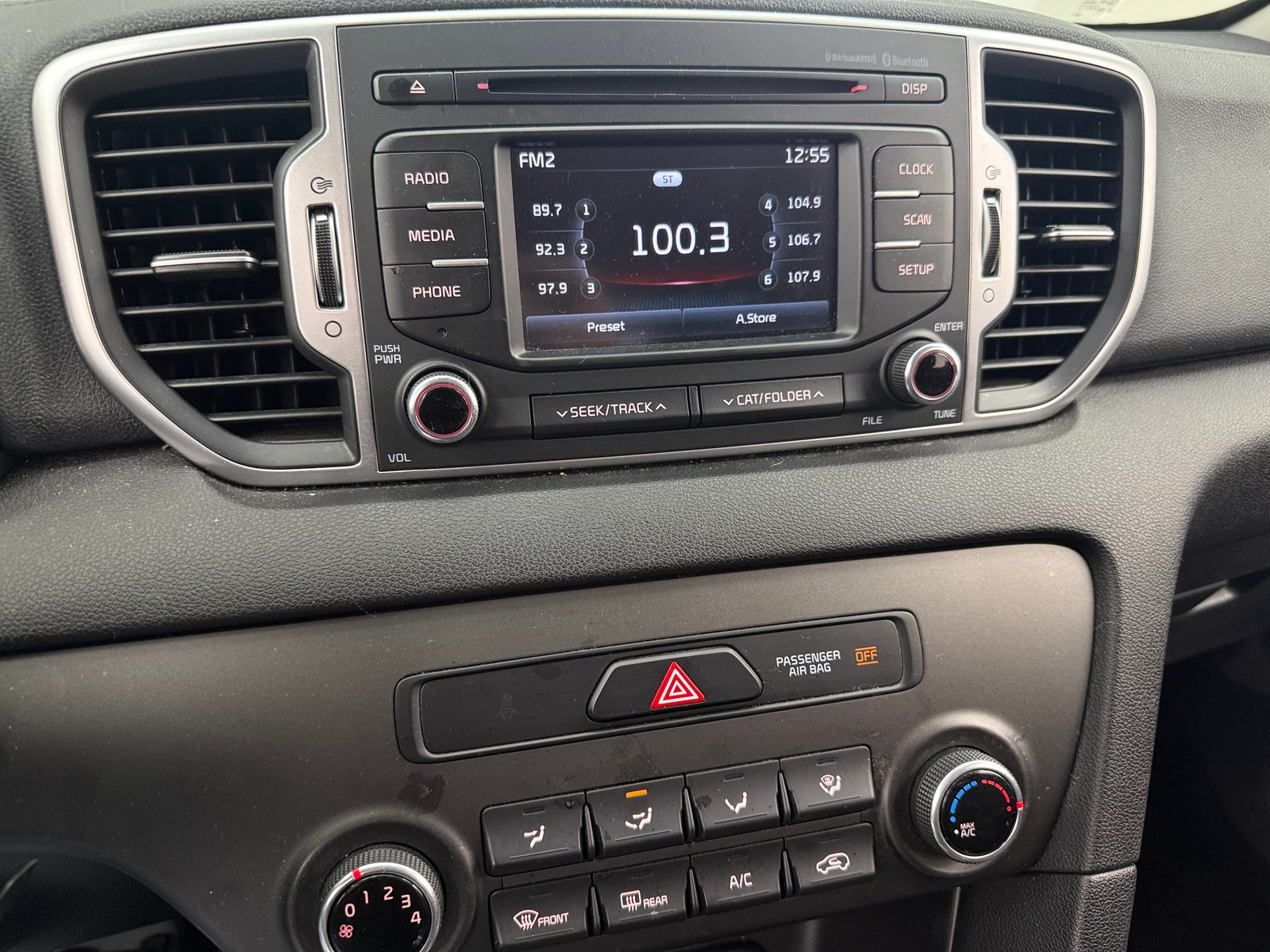 Thumbnail: 2017 Kia Sportage - 4