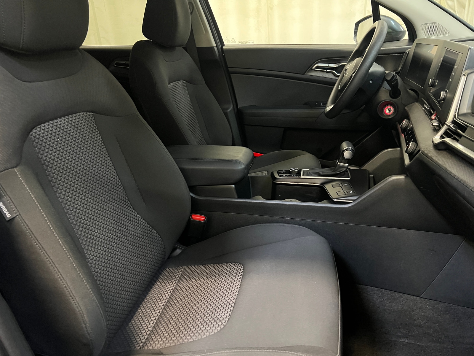 Thumbnail: 2025 Kia Sportage - 2