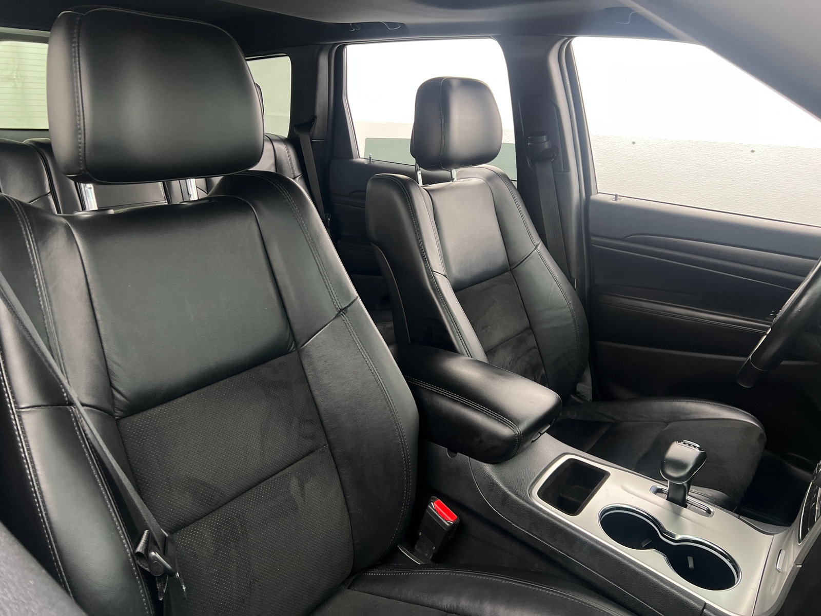 Thumbnail: 2015 Jeep Grand Cherokee - 2