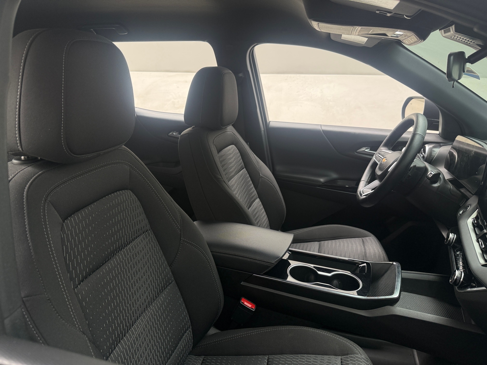 Thumbnail: 2025 Chevrolet Equinox - 2