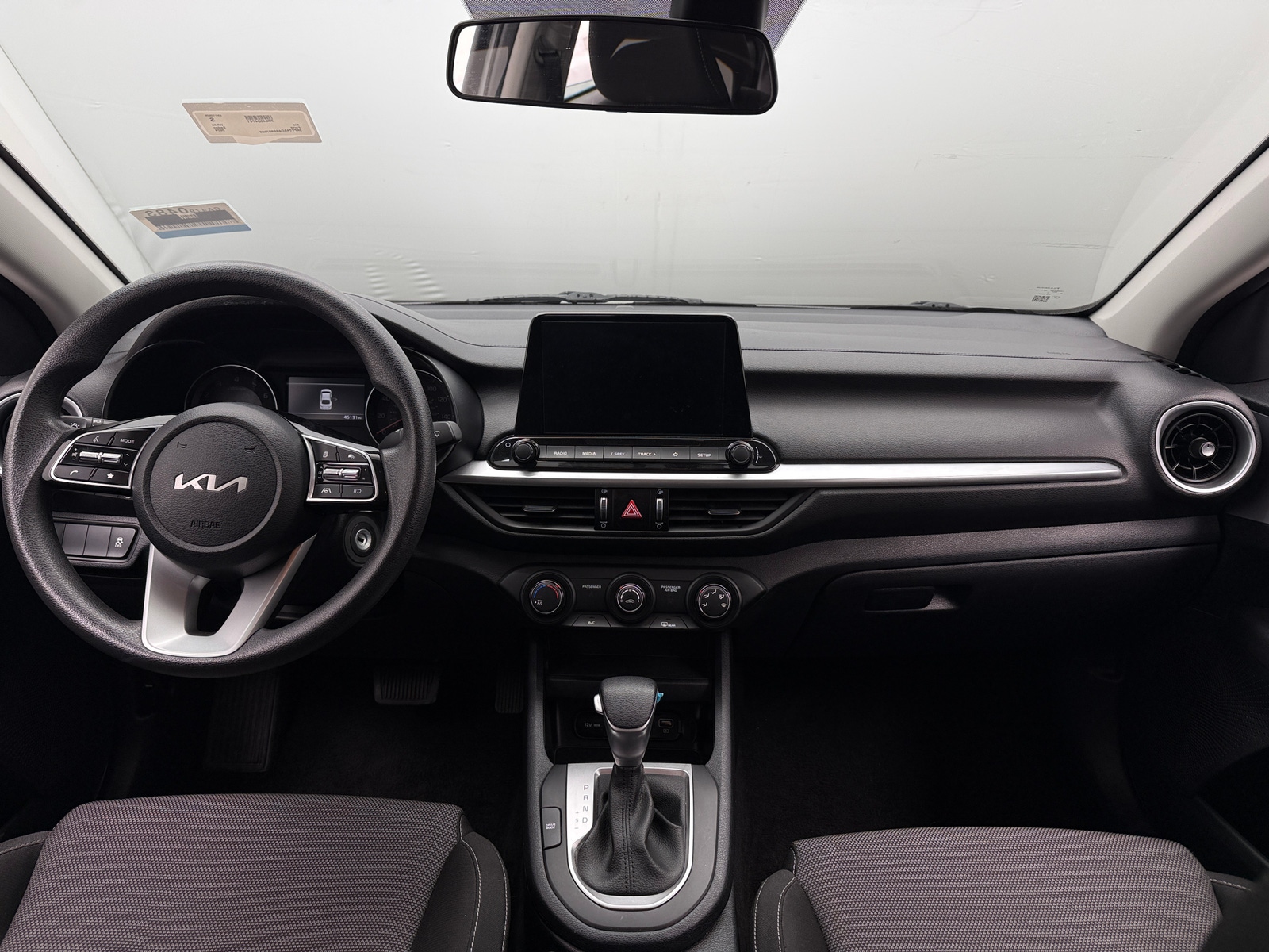 Thumbnail: 2024 Kia Forte - 3