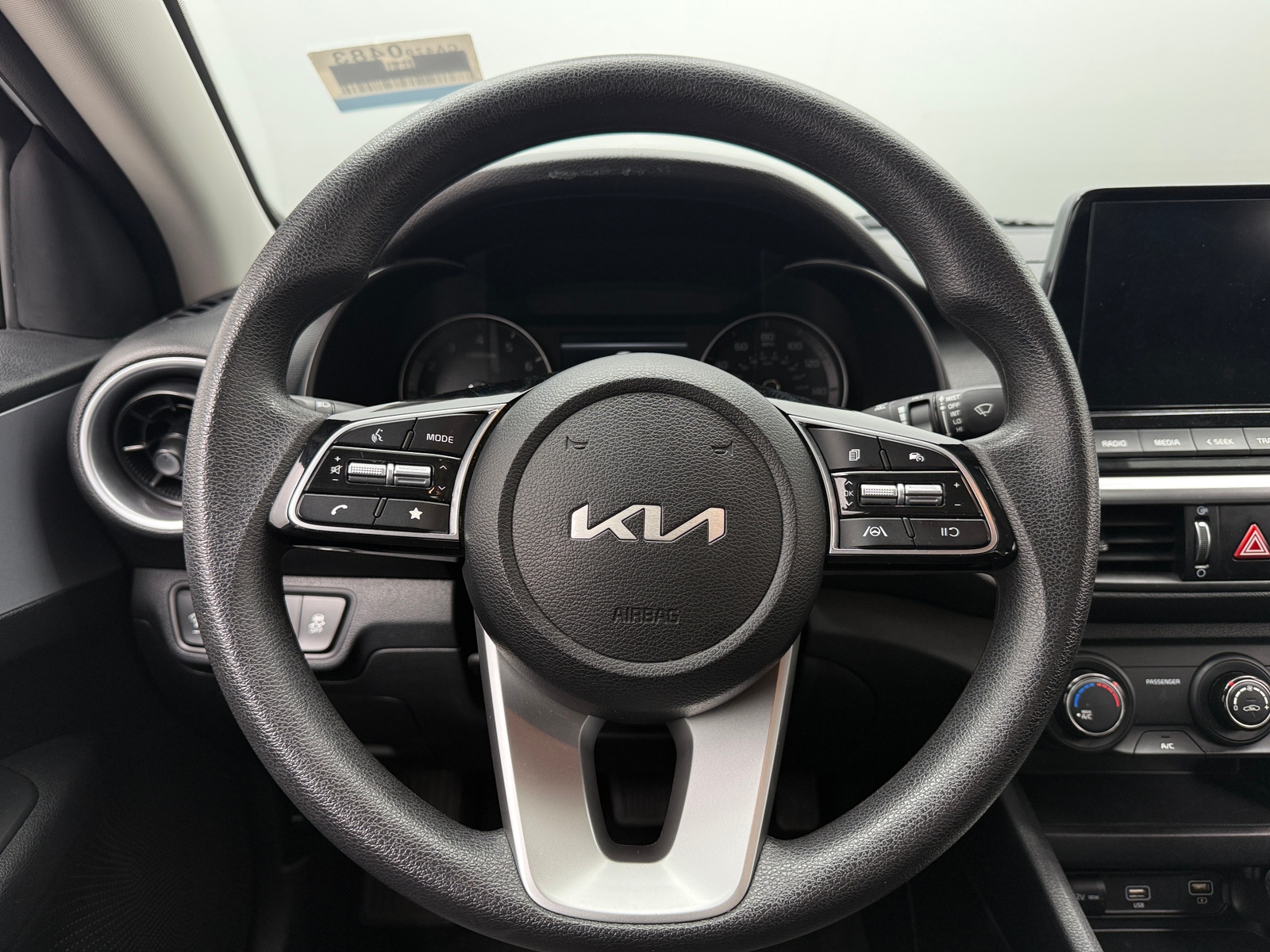 Thumbnail: 2024 Kia Forte - 5