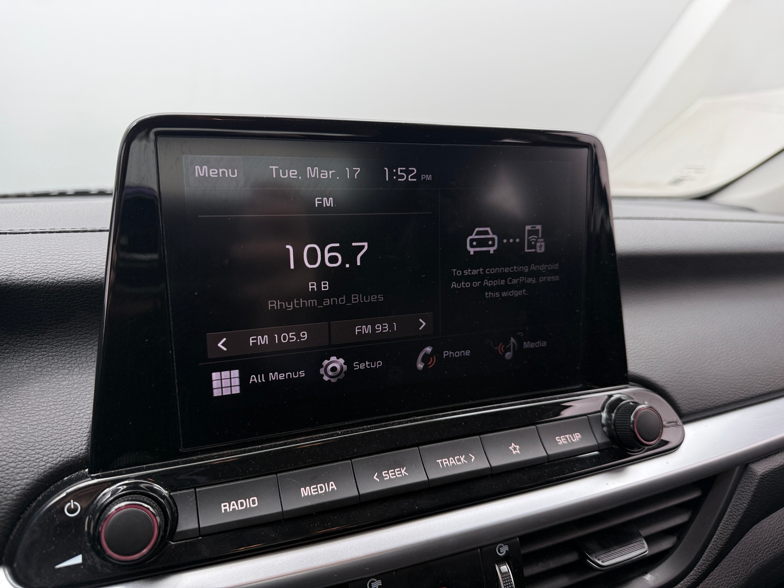 Thumbnail: 2024 Kia Forte - 4