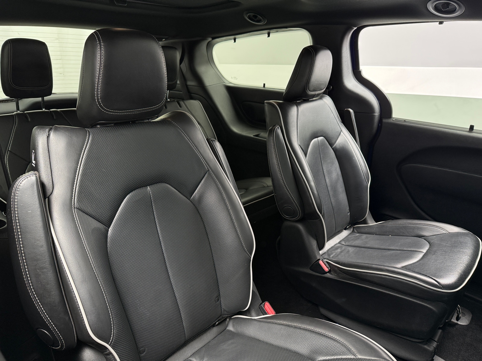 Thumbnail: 2020 Chrysler Pacifica - 5