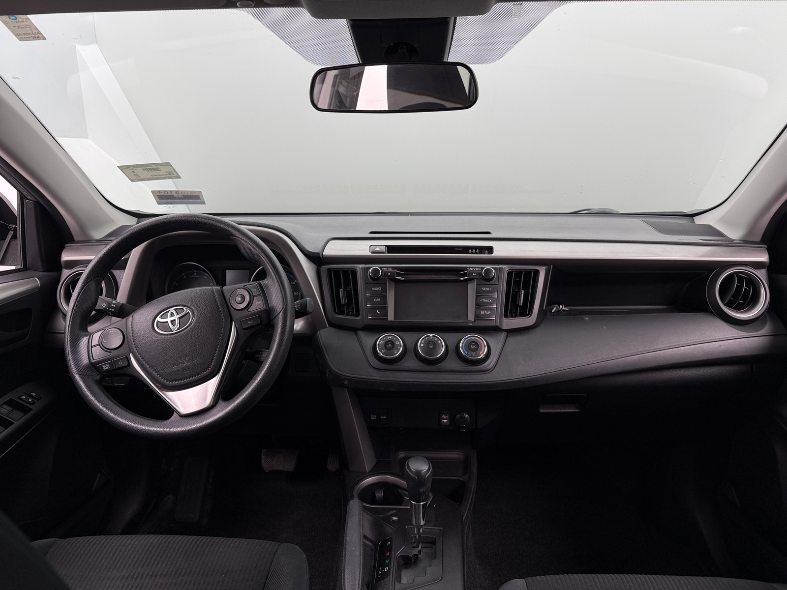 Thumbnail: 2018 Toyota RAV4 - 3