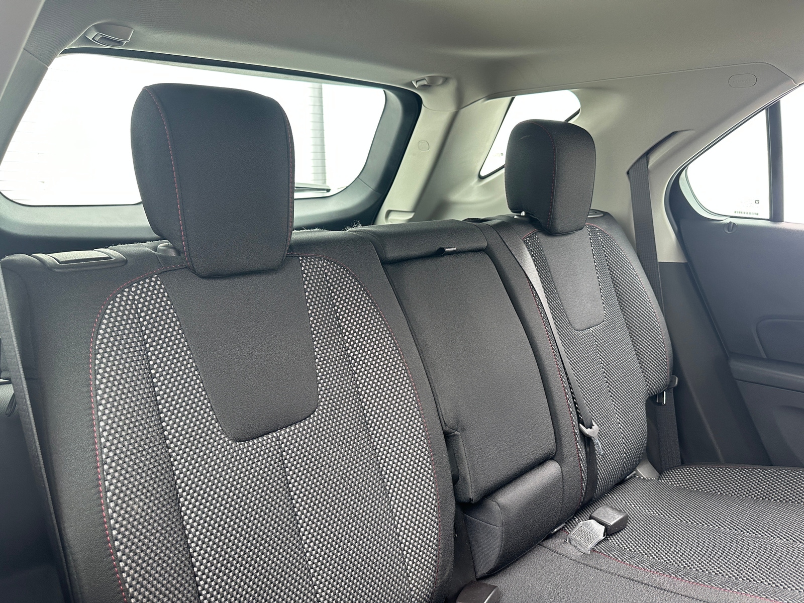 Thumbnail: 2017 Chevrolet Equinox - 6