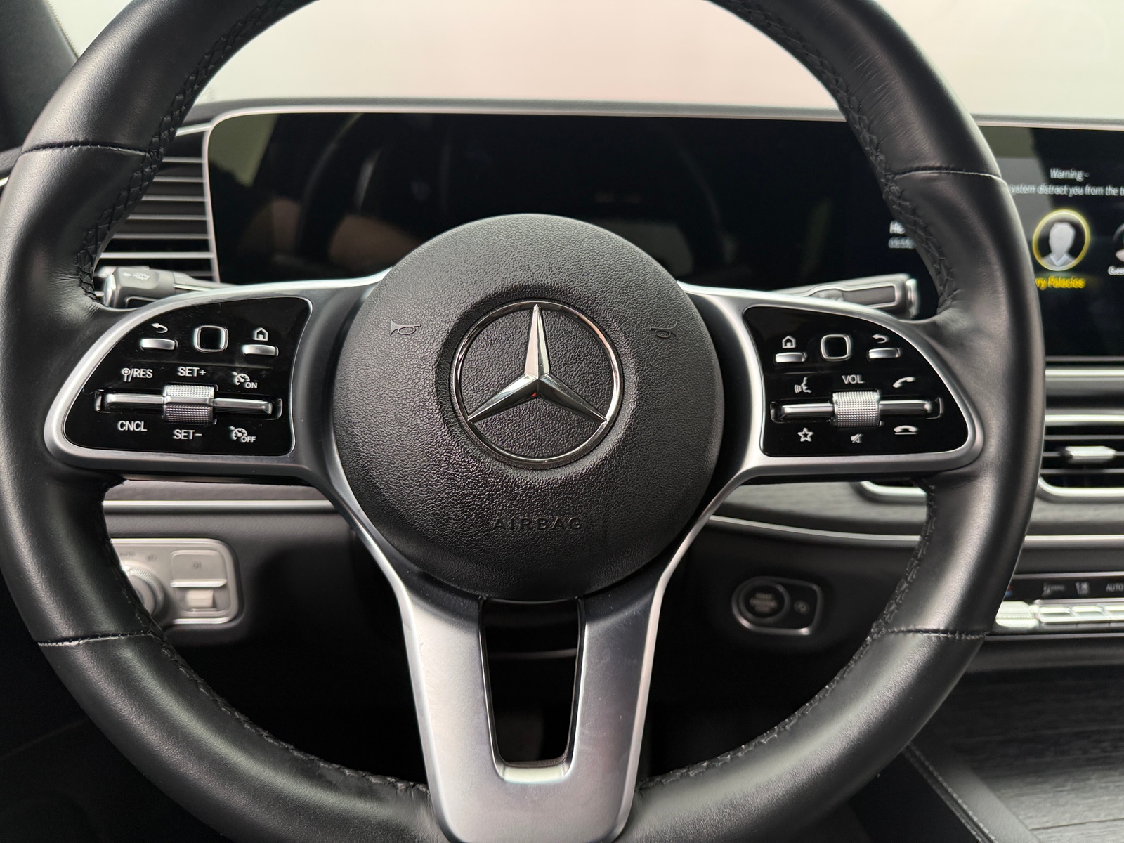 Thumbnail: 2022 Mercedes-Benz GLE - 4