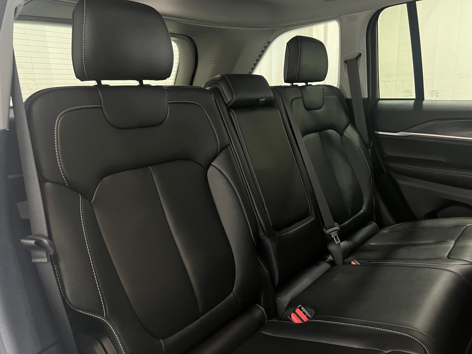 Thumbnail: 2023 Jeep Grand Cherokee - 5