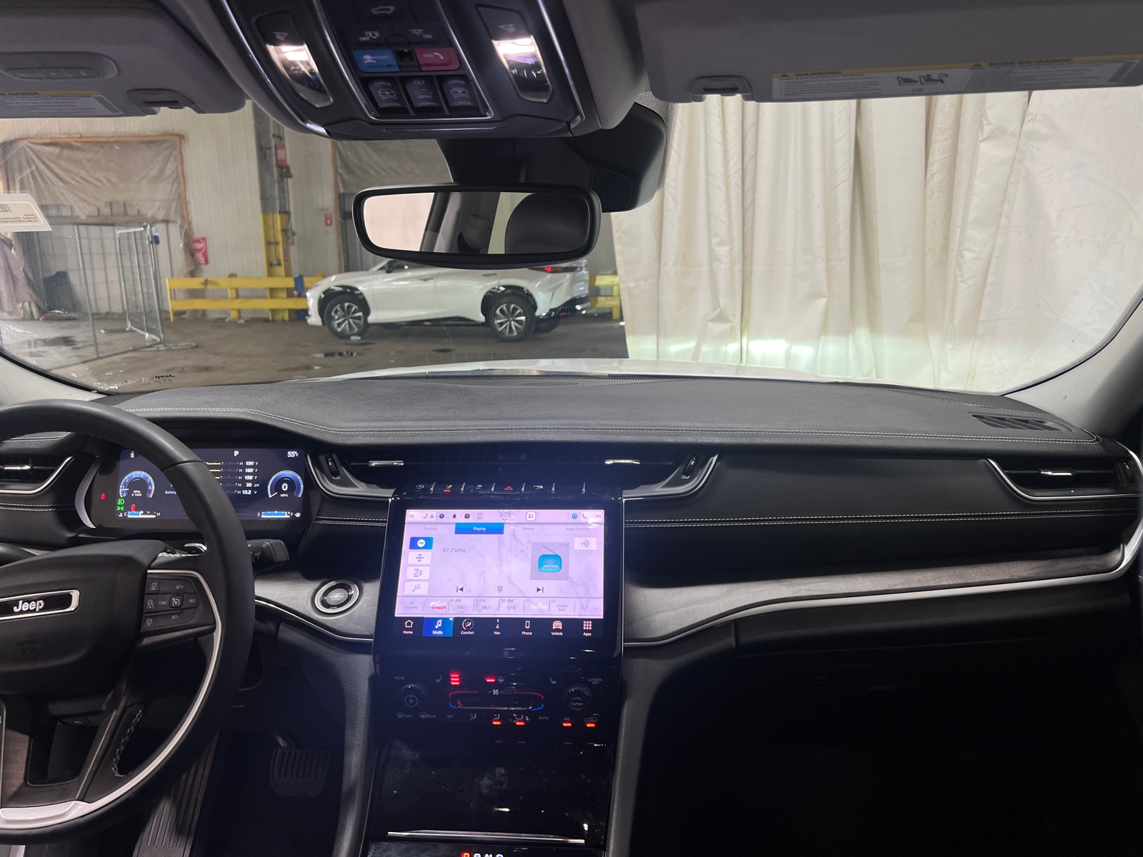 Thumbnail: 2023 Jeep Grand Cherokee - 2