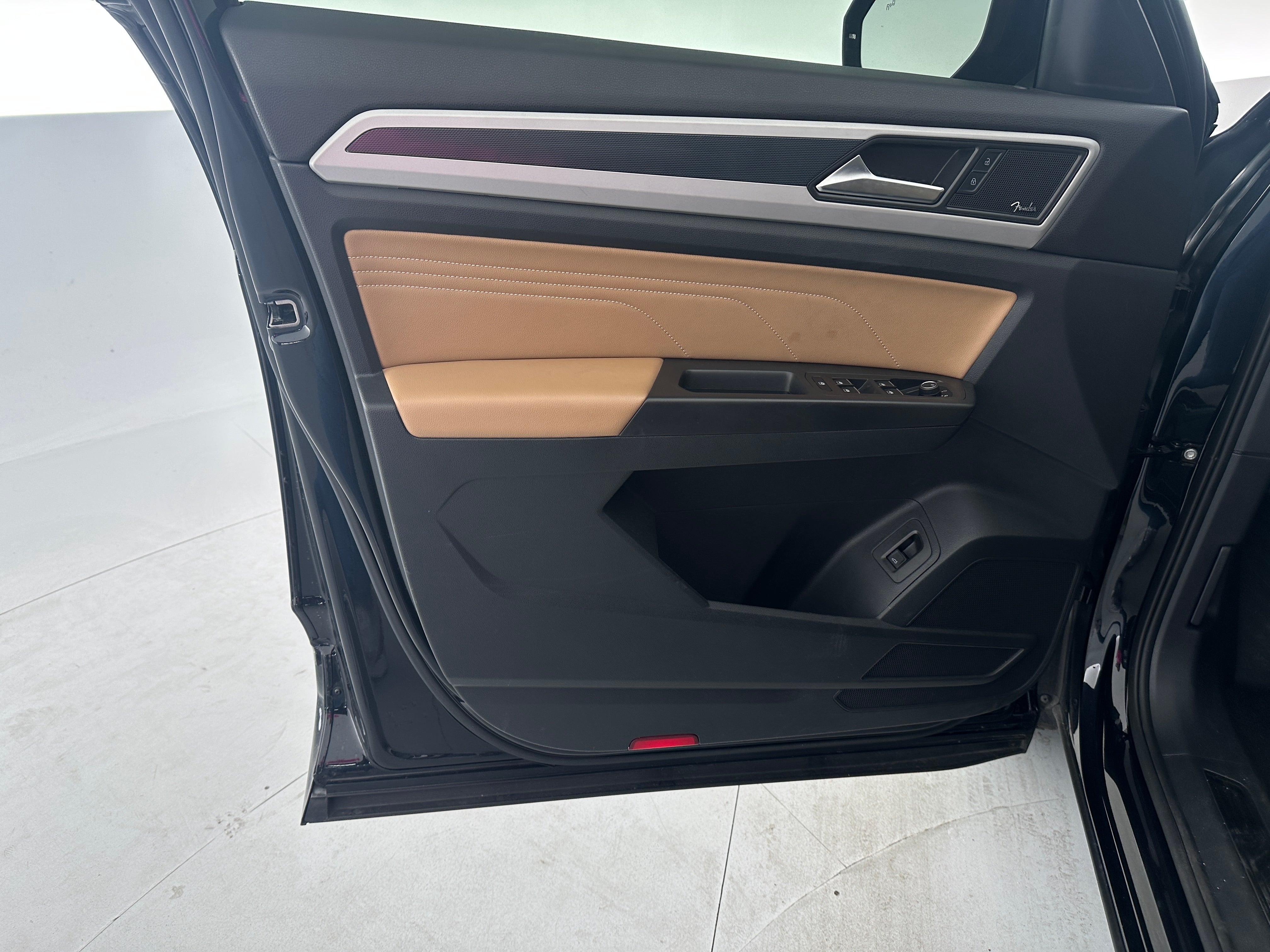 2023 Volkswagen Atlas Cross Sport