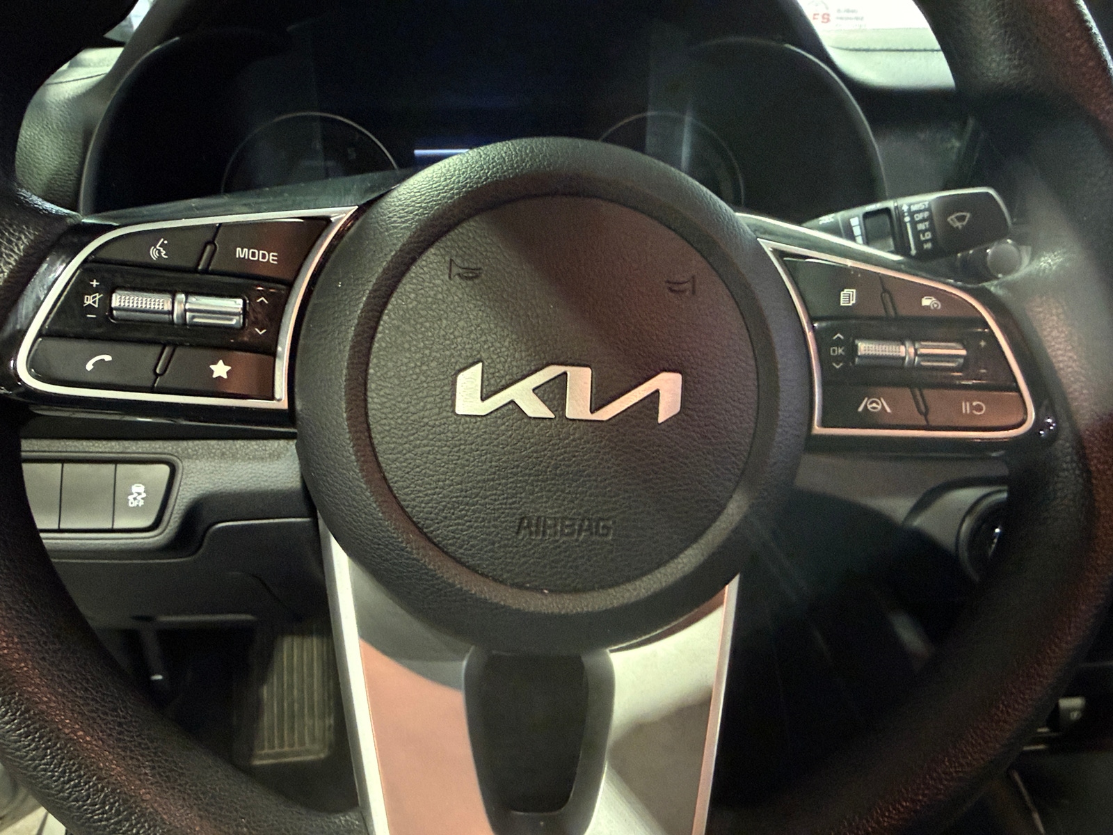 Thumbnail: 2024 Kia Forte - 5