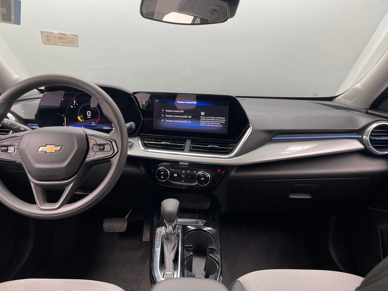 Thumbnail: 2025 Chevrolet Trax - 3