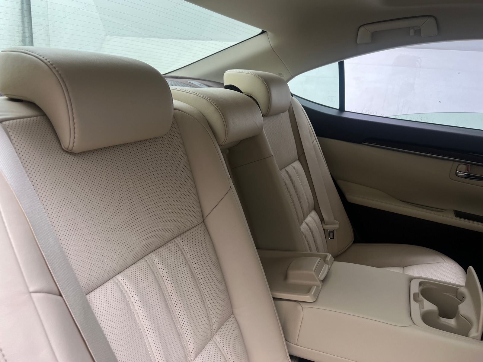 Thumbnail: 2016 Lexus ES - 5