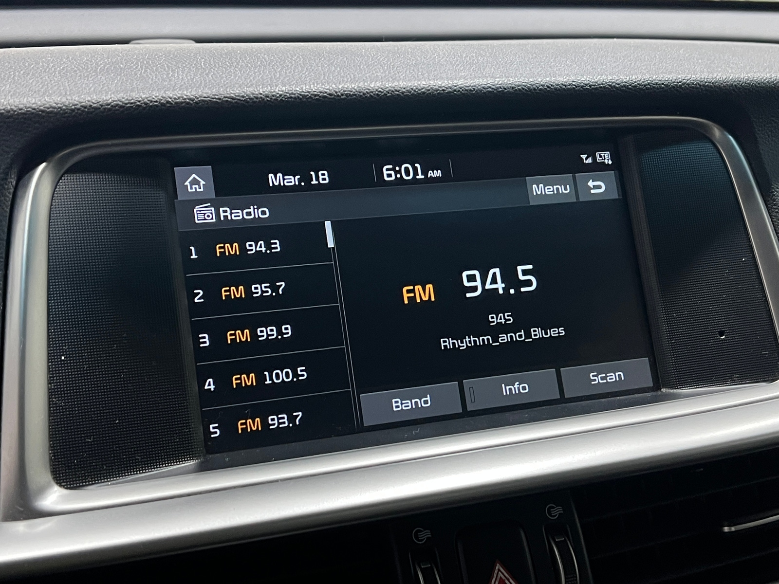 Thumbnail: 2019 Kia Optima - 4