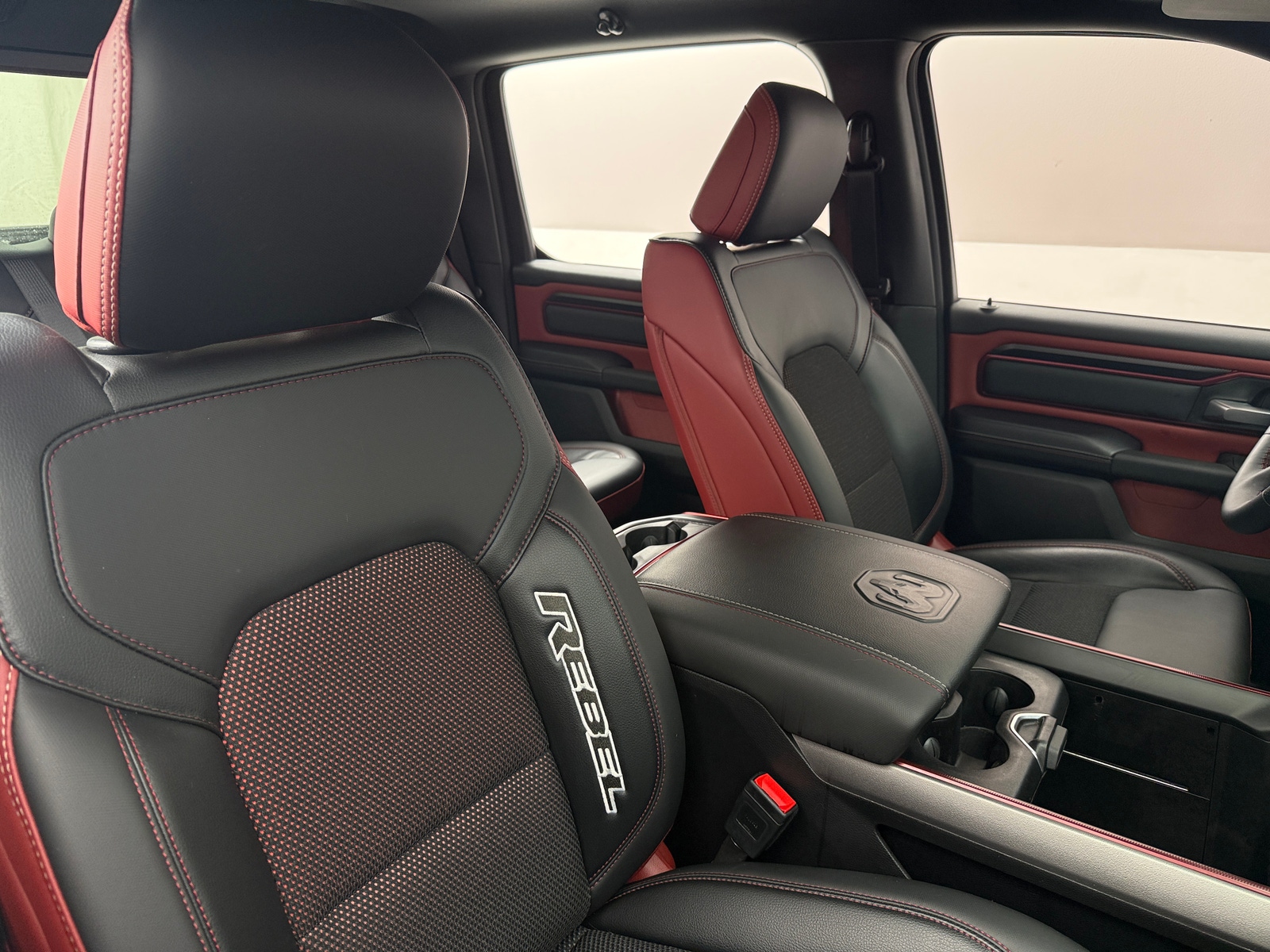 Thumbnail: 2025 RAM 1500 - 2