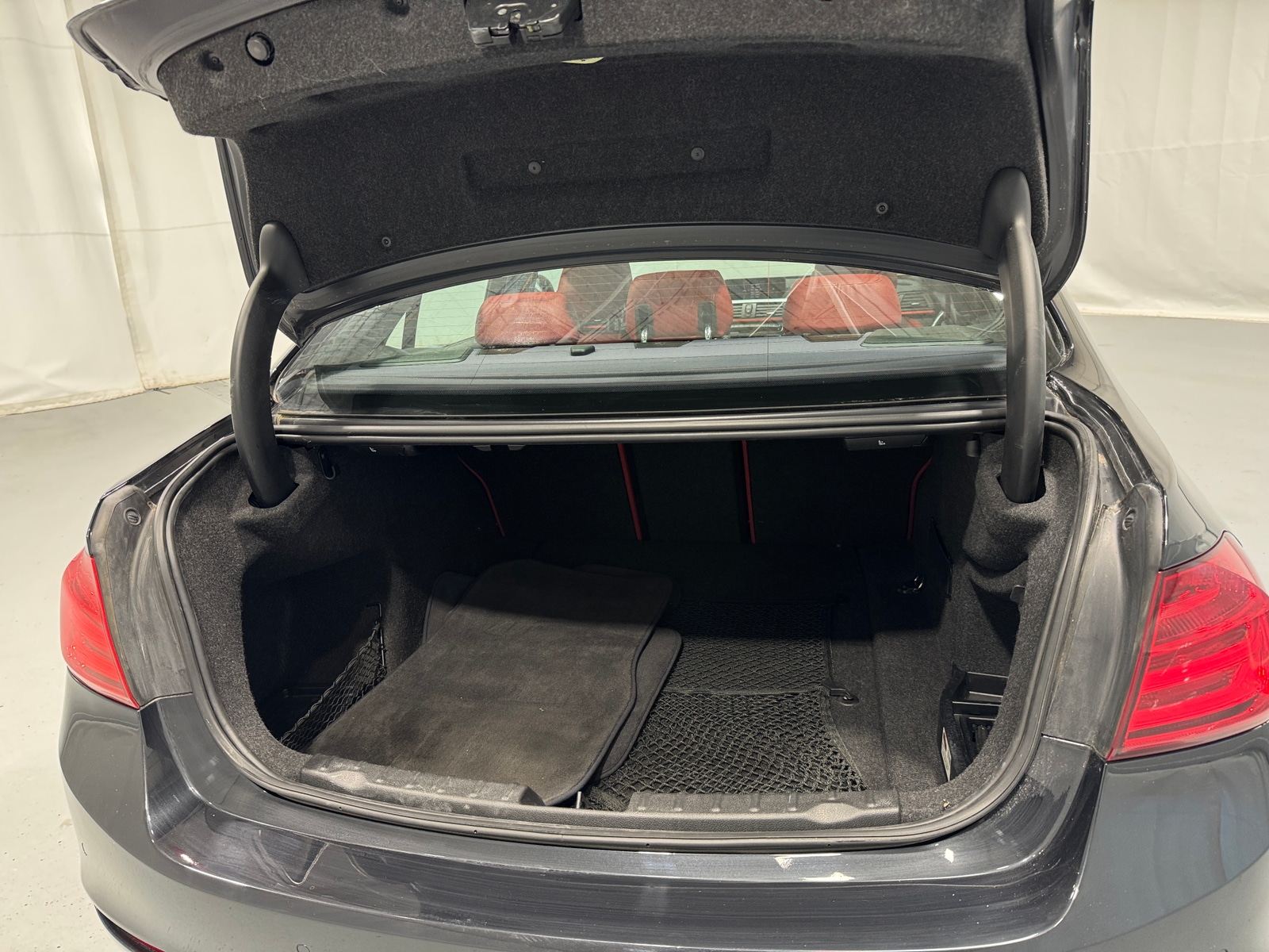 Thumbnail: 2013 BMW 3 Series - 6