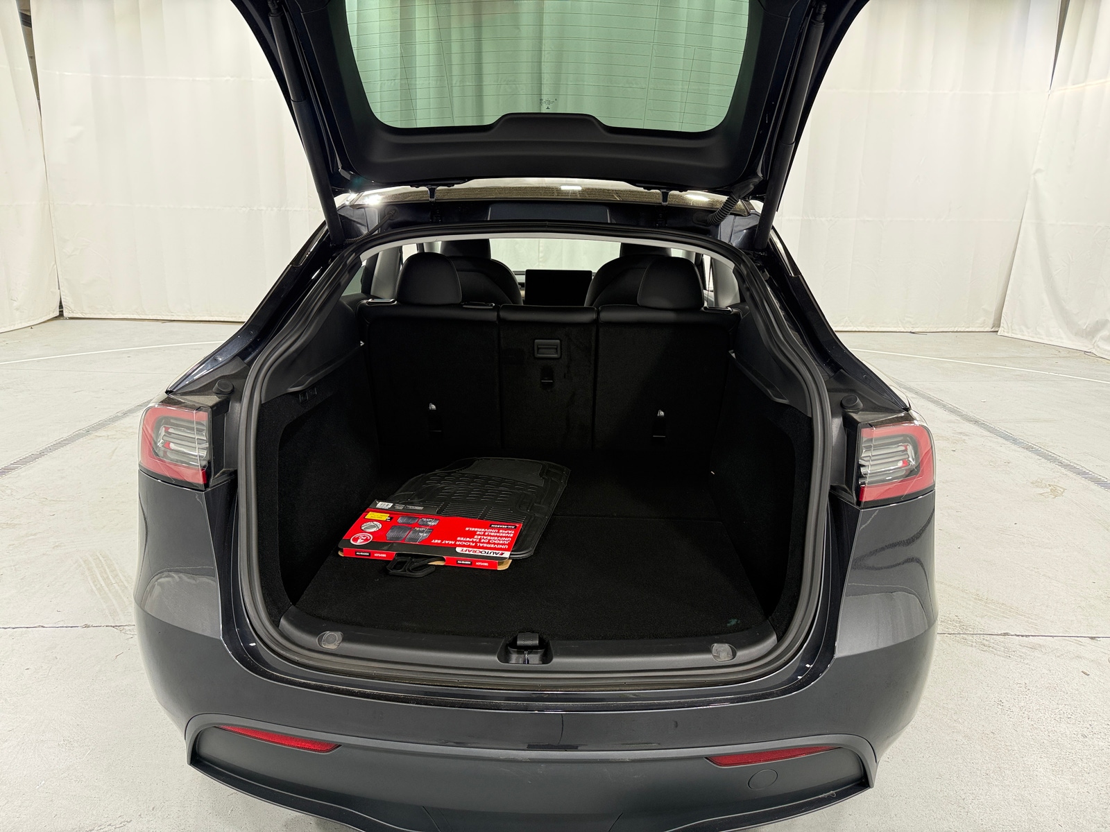 Thumbnail: 2024 Tesla Model Y - 6