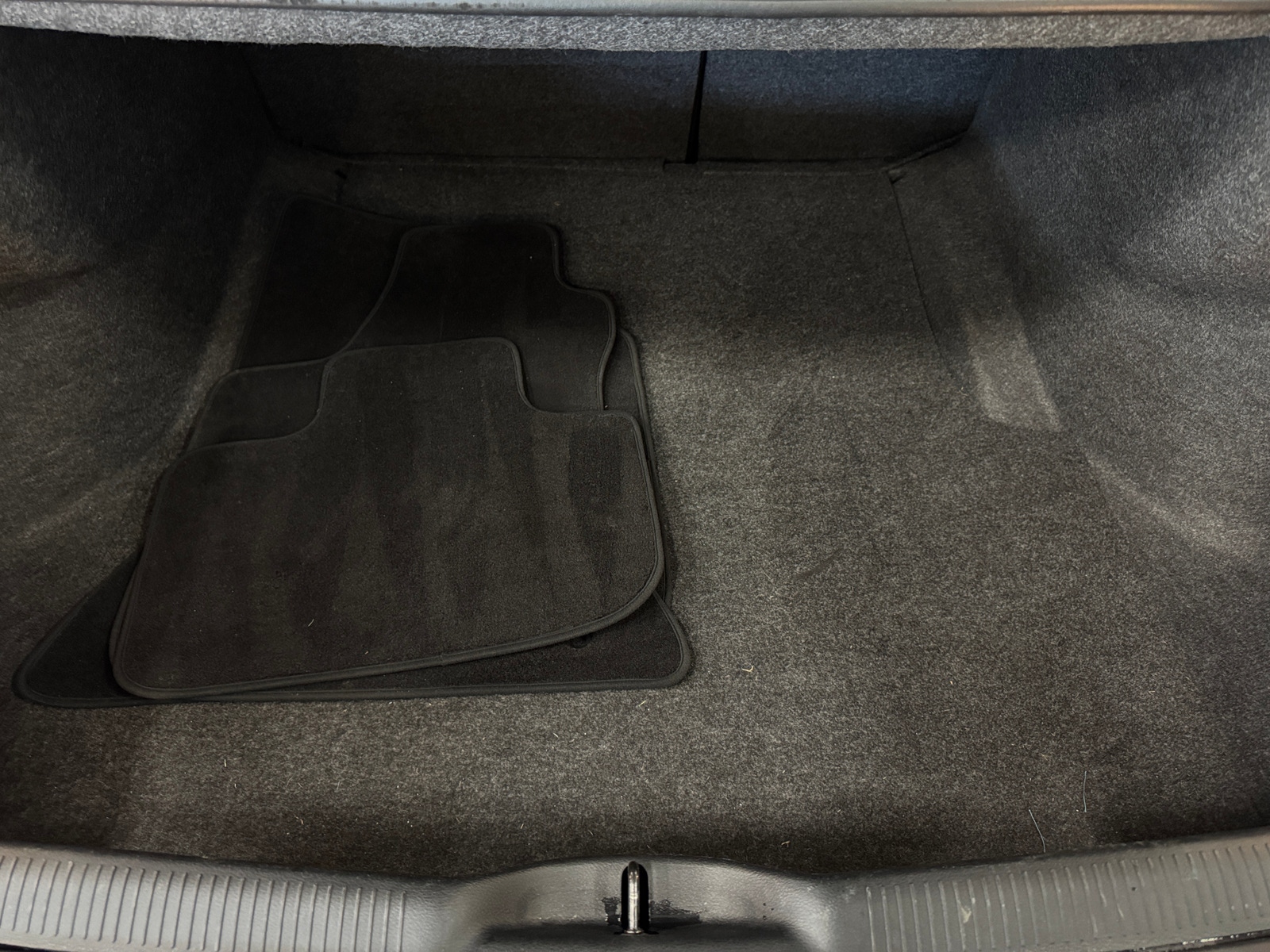 Thumbnail: 2021 Dodge Charger - 6