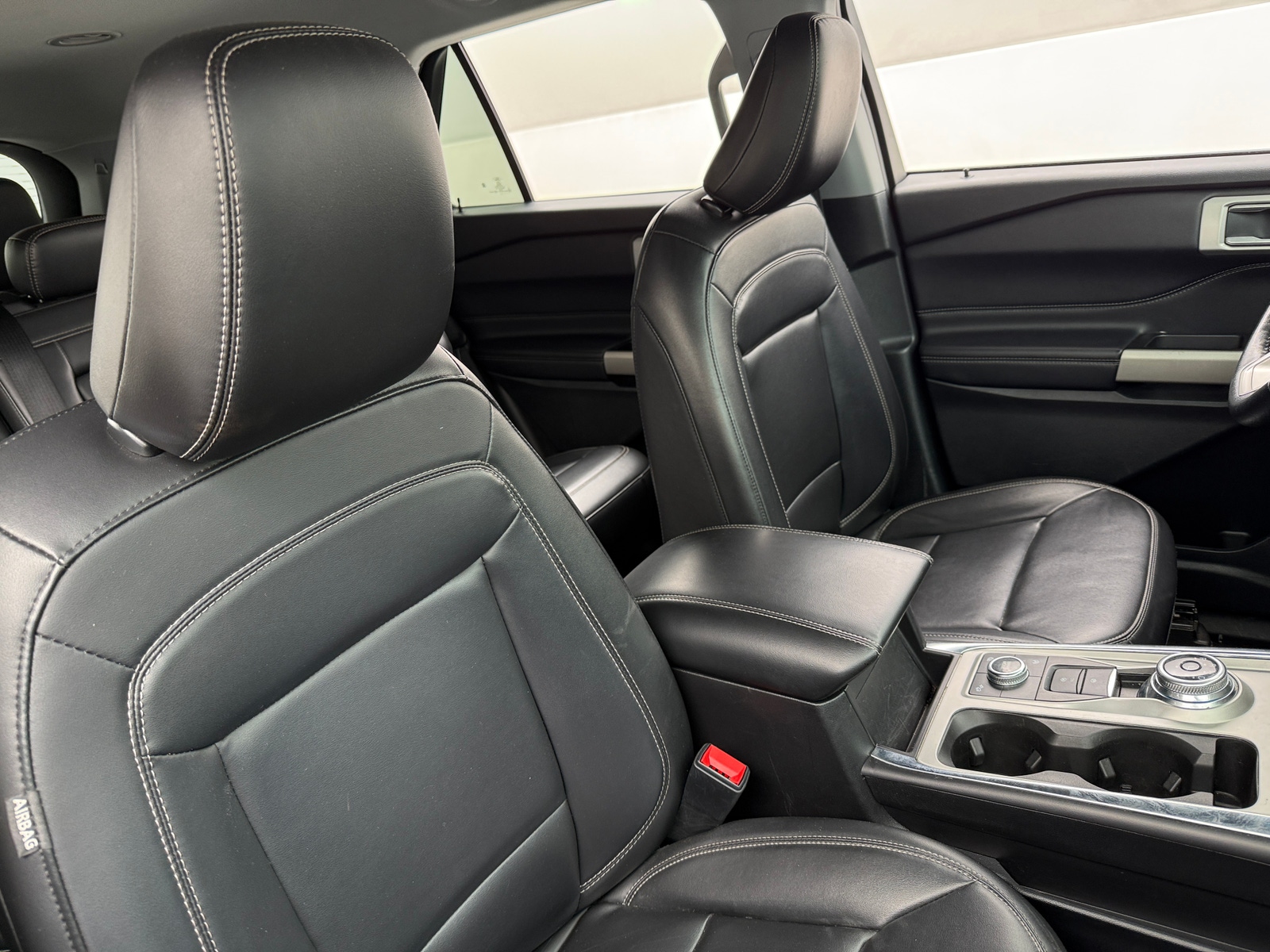 Thumbnail: 2022 Ford Explorer - 2