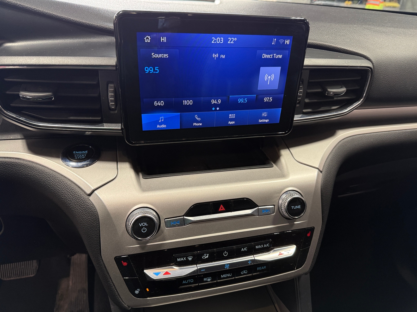 Thumbnail: 2022 Ford Explorer - 4