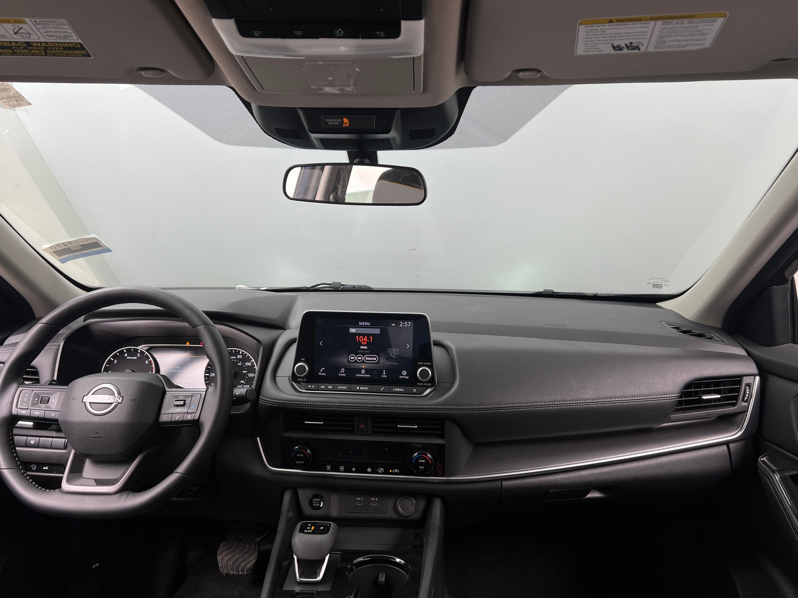 Thumbnail: 2025 Nissan Rogue - 3