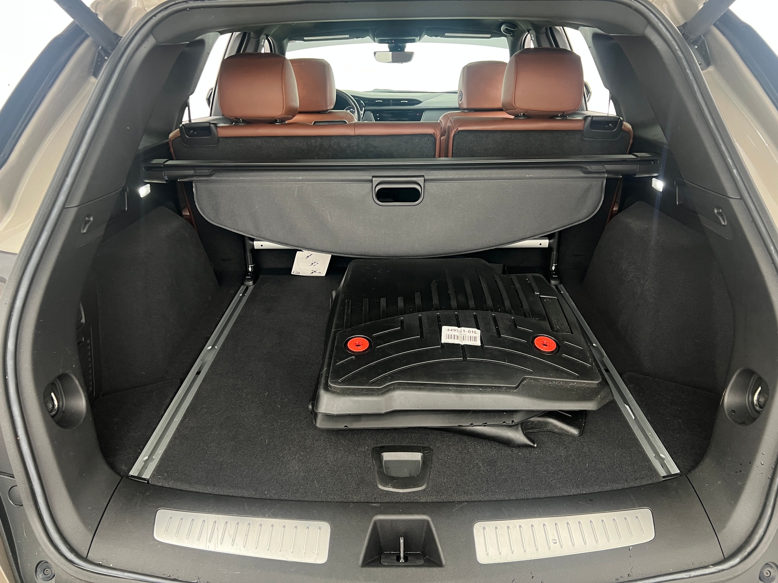 Thumbnail: 2022 Cadillac XT5 - 6