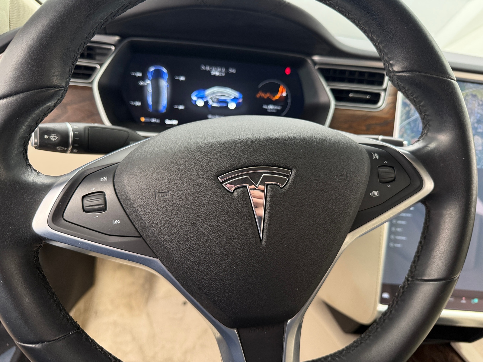 Thumbnail: 2017 Tesla Model S - 4