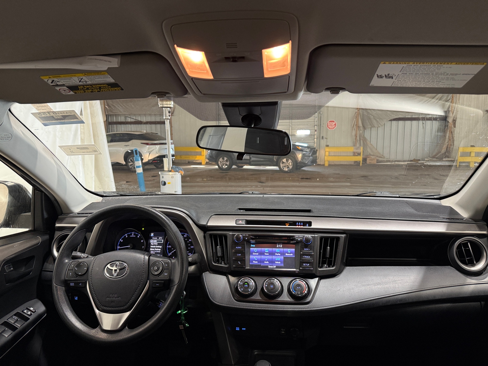 Thumbnail: 2018 Toyota RAV4 - 3