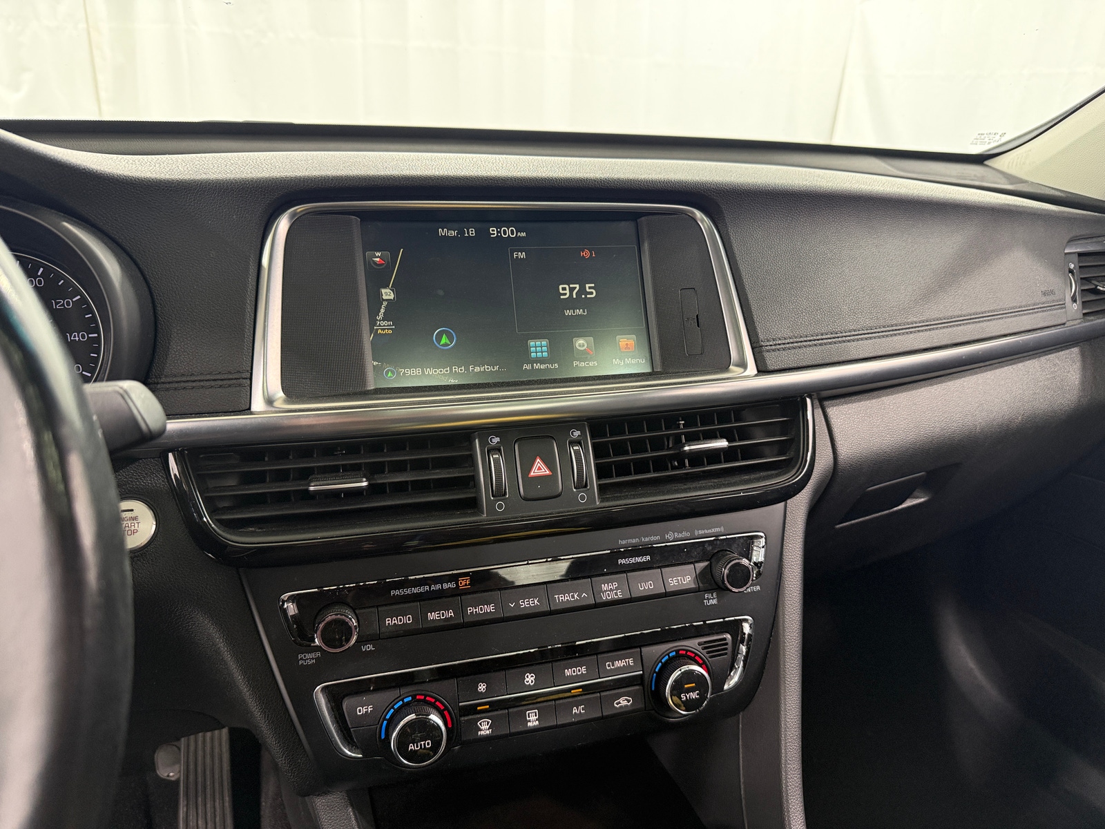 Thumbnail: 2017 Kia Optima - 3