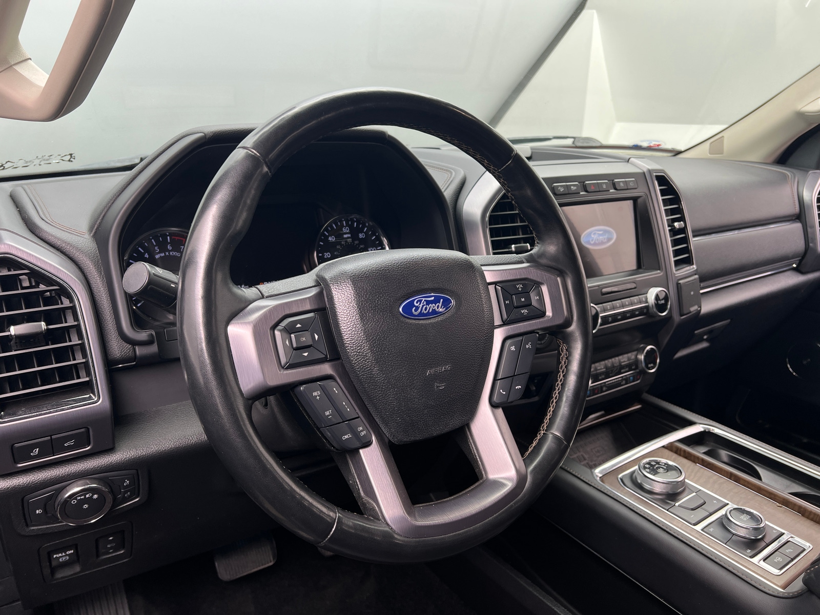 Thumbnail: 2019 Ford Expedition - 4