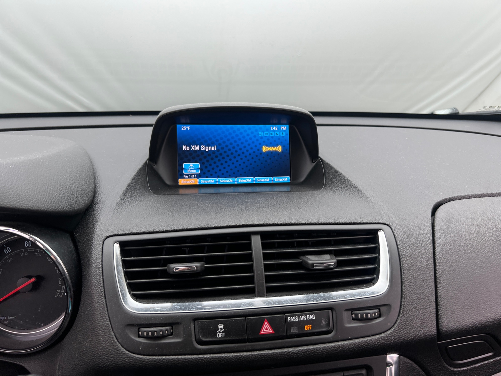 Thumbnail: 2015 Buick Encore - 3