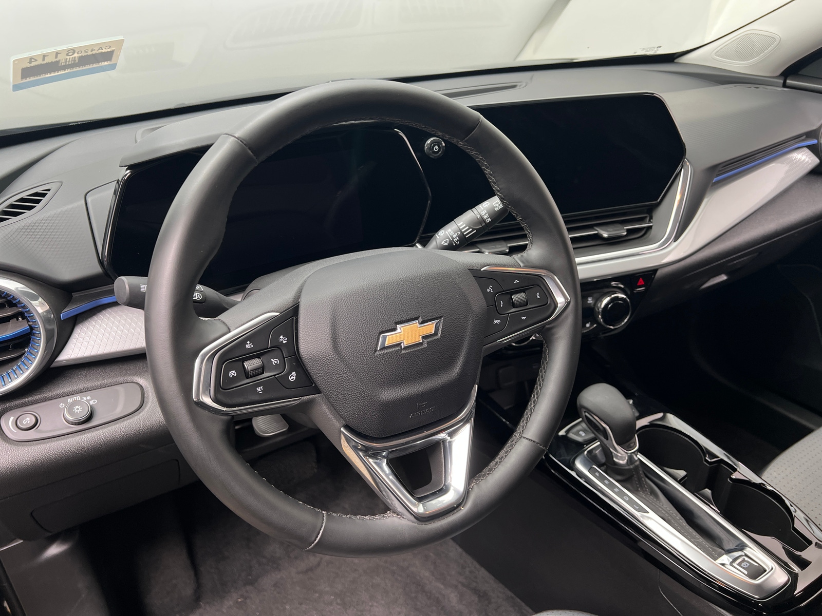 Thumbnail: 2025 Chevrolet Trax - 5