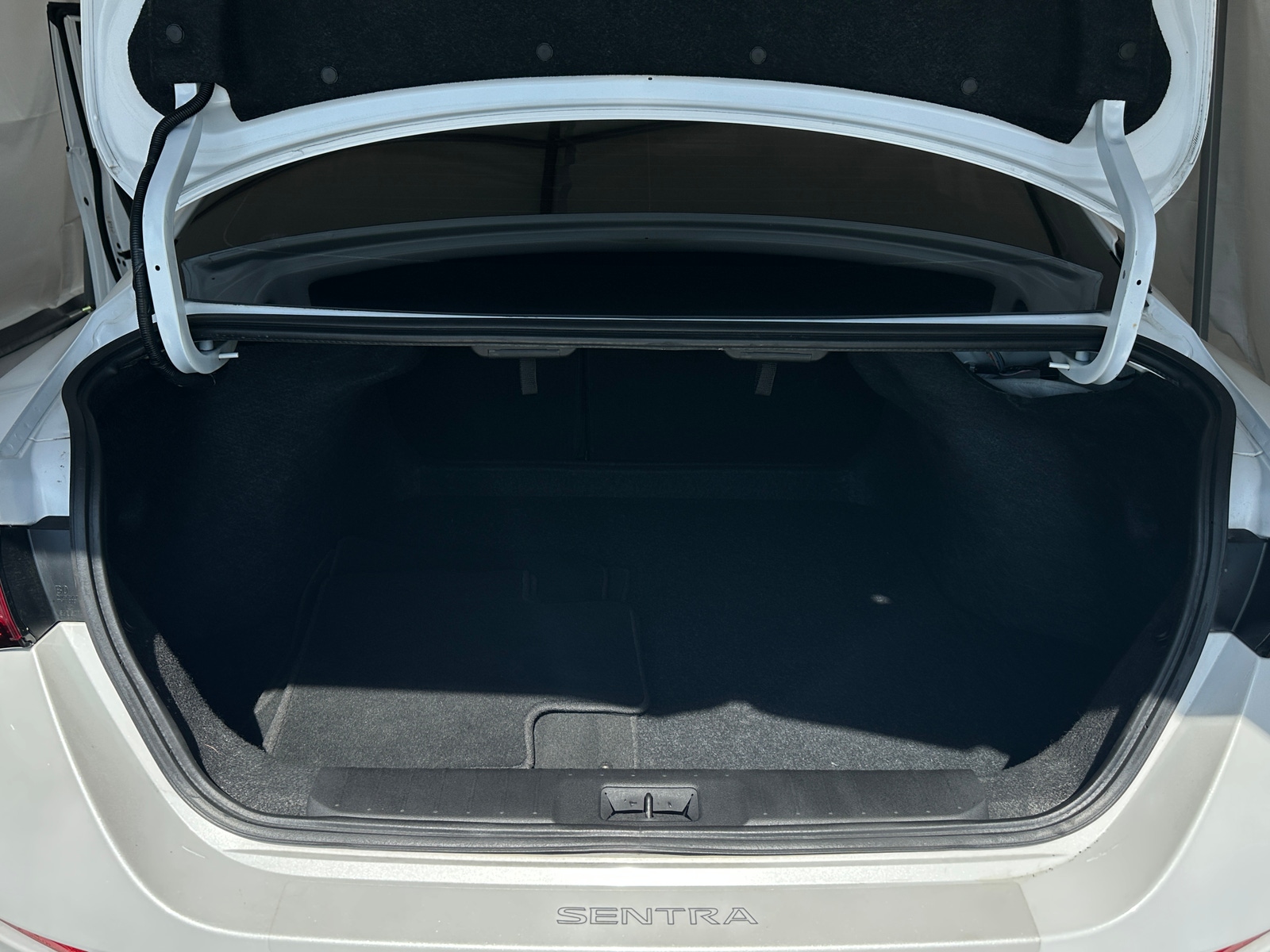 Thumbnail: 2022 Nissan Sentra - 7