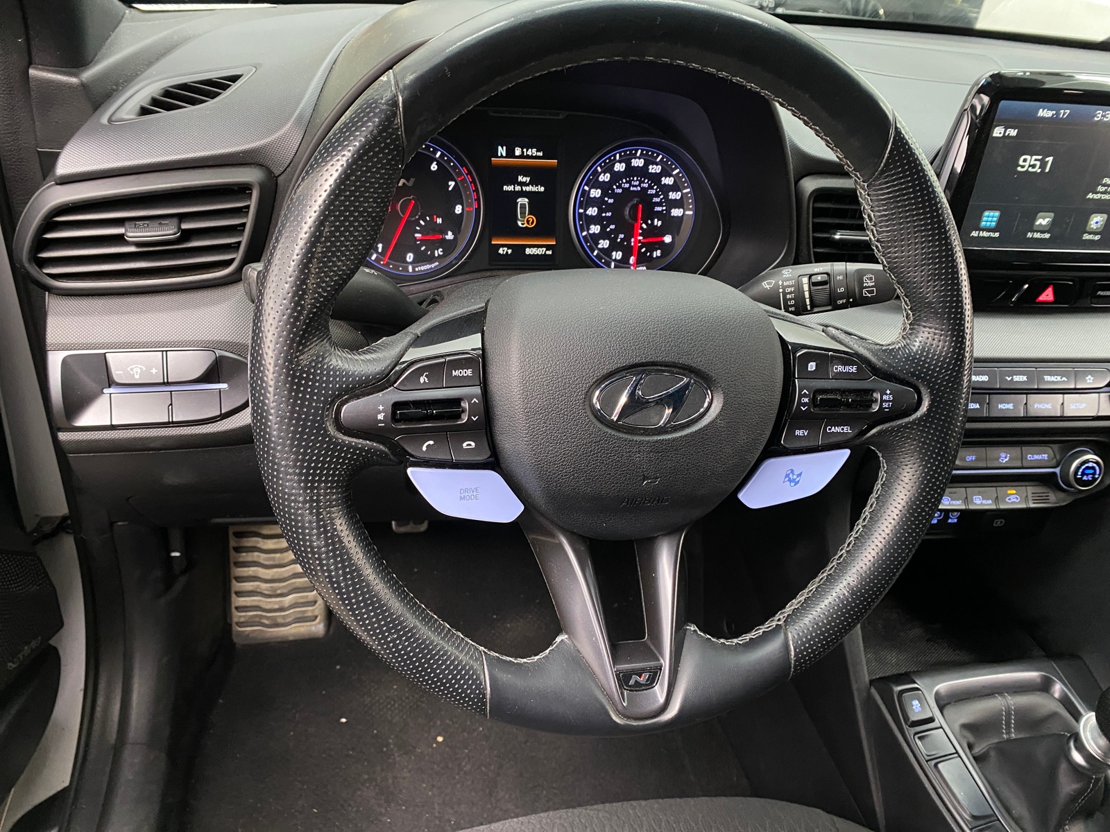 Thumbnail: 2020 Hyundai Veloster - 5