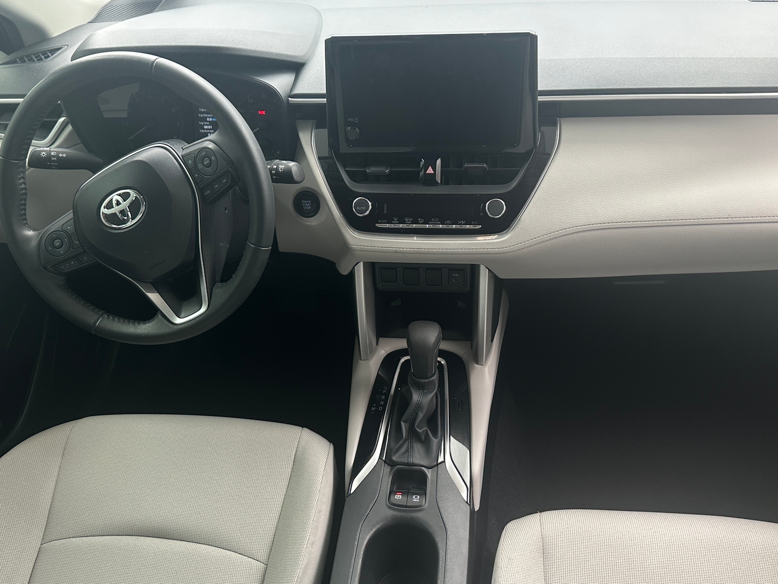 Thumbnail: 2024 Toyota Corolla Cross - 3