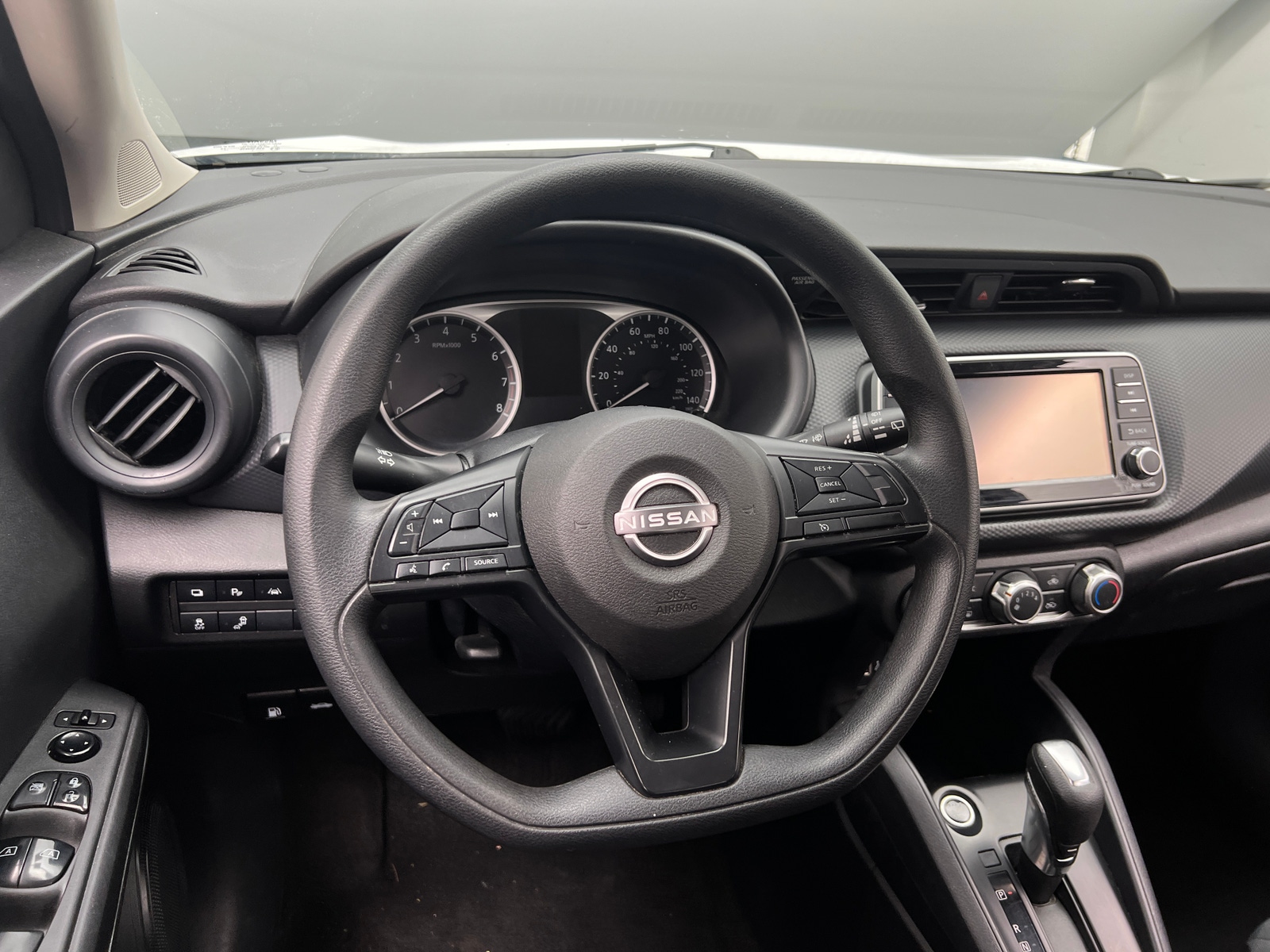 Thumbnail: 2023 Nissan Kicks - 5